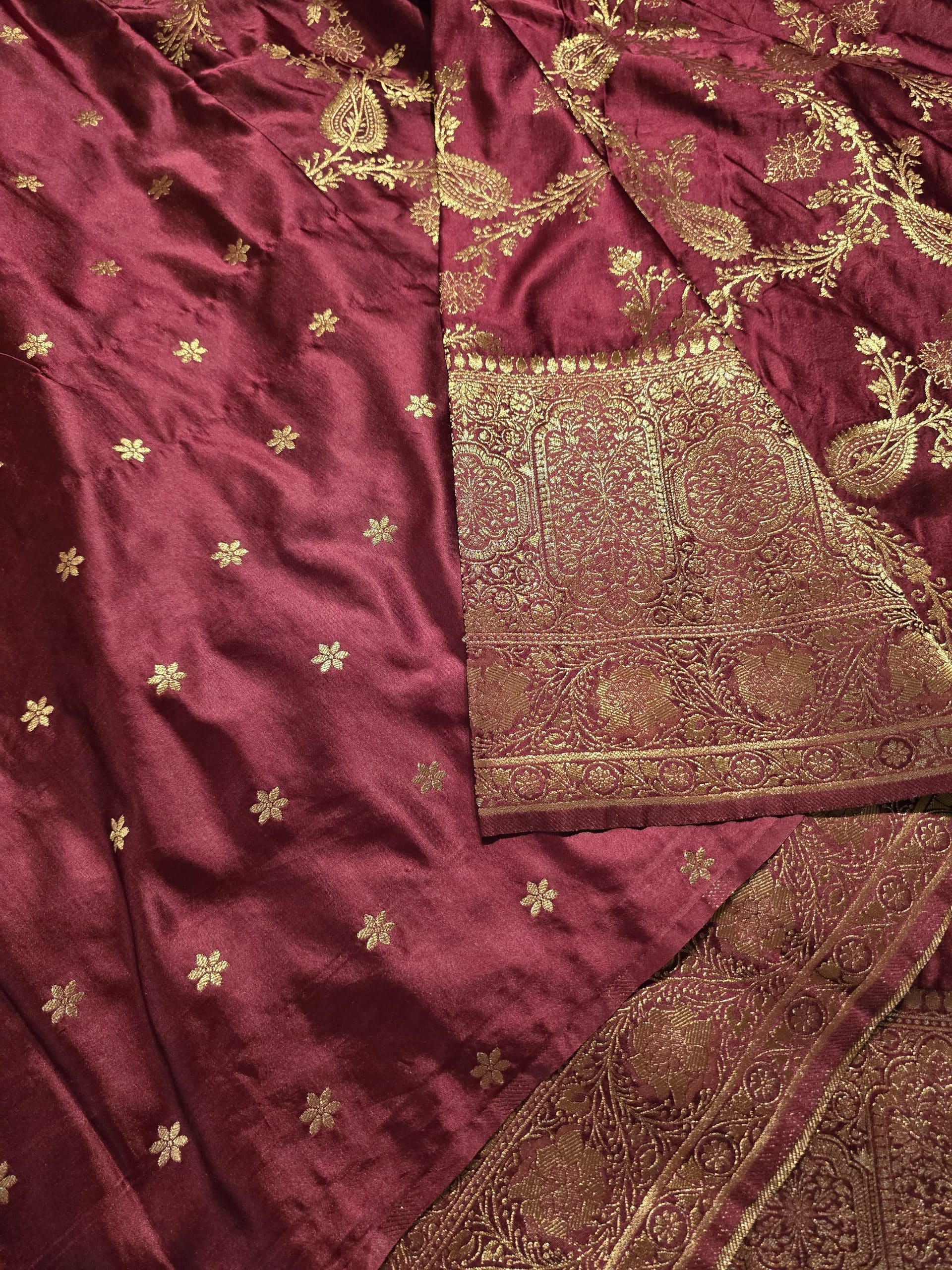 SHOBHI-MAROON DELIGHT