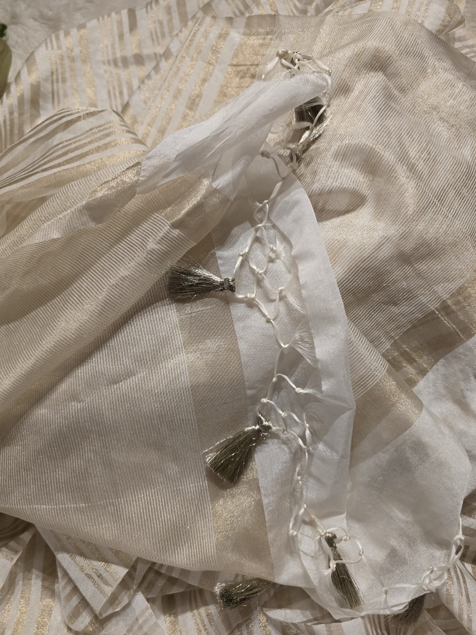 NAYAN-HALFWHITE STRIPES SAREE