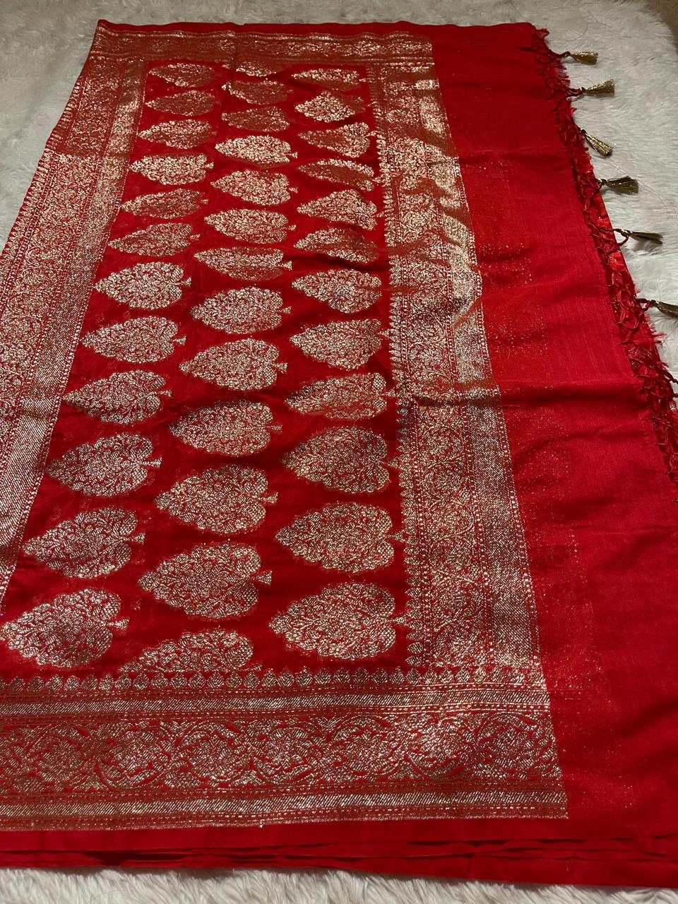 KEERTHI-RED SAREE