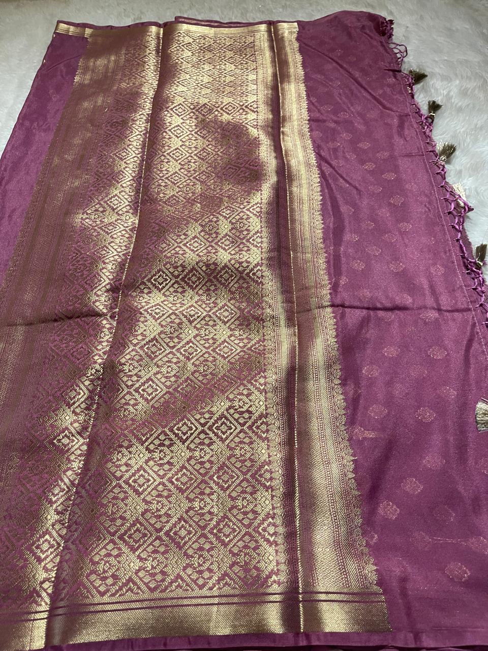 DHISHA-PEACH BLOSSOM SAREE