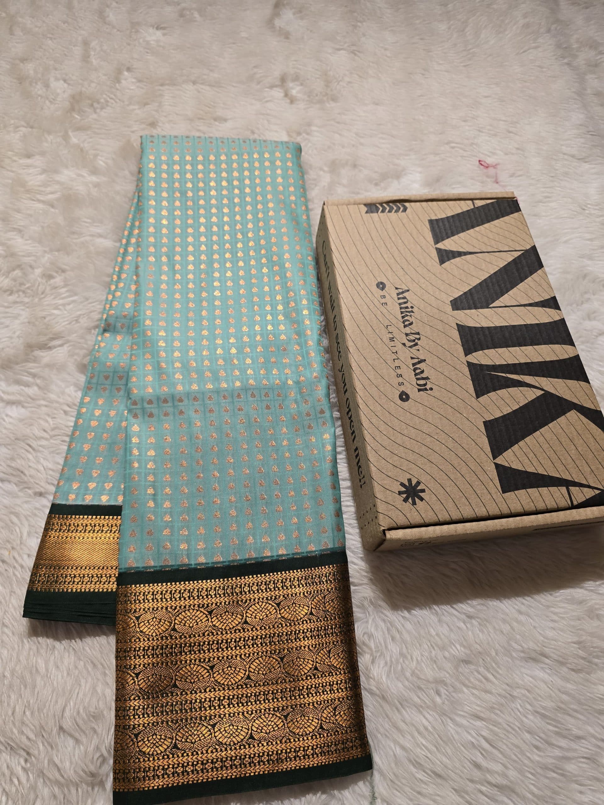 1000 BUTTAS-TEAL GREEN WITH BOTTLEGREEN