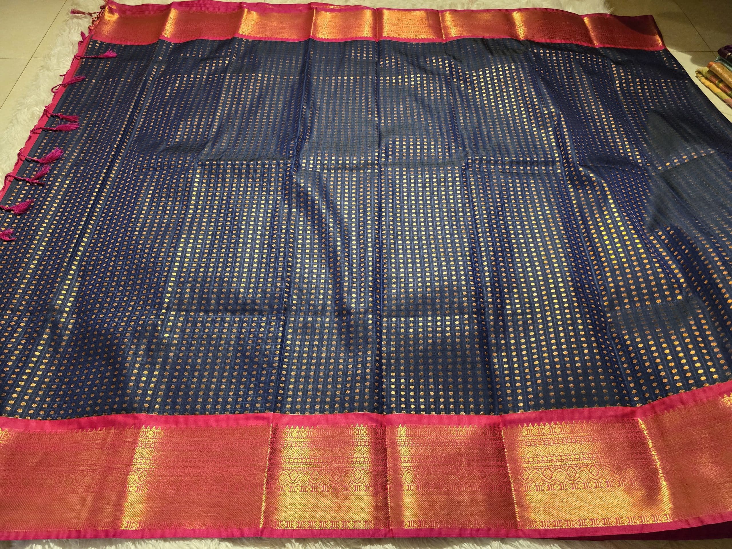1000 BUTTAS-NEVYBLUE WITH RED
