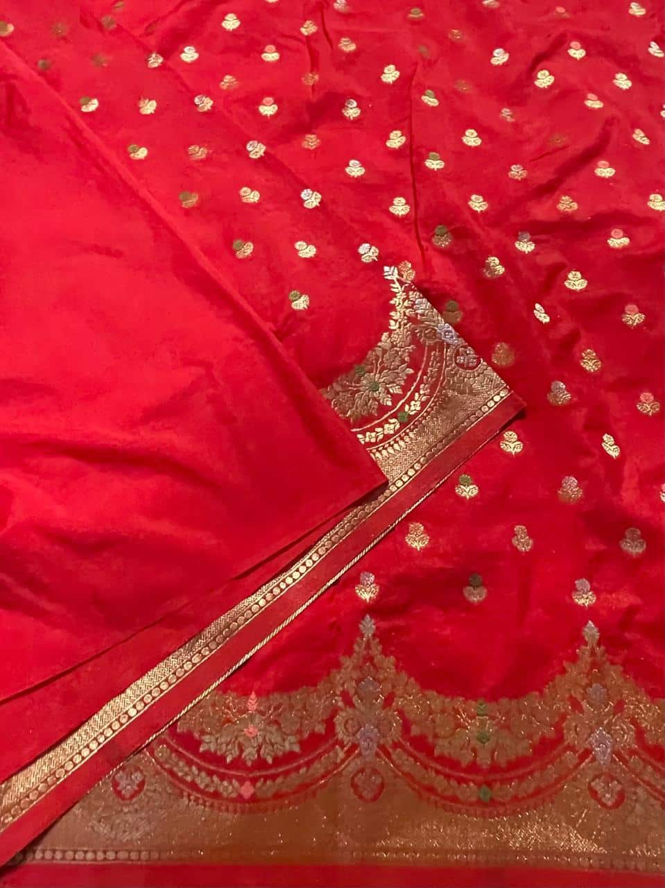 DIYA-RED SAREE