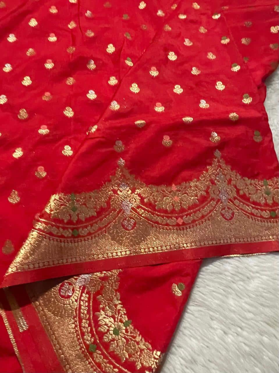 DIYA-RED SAREE