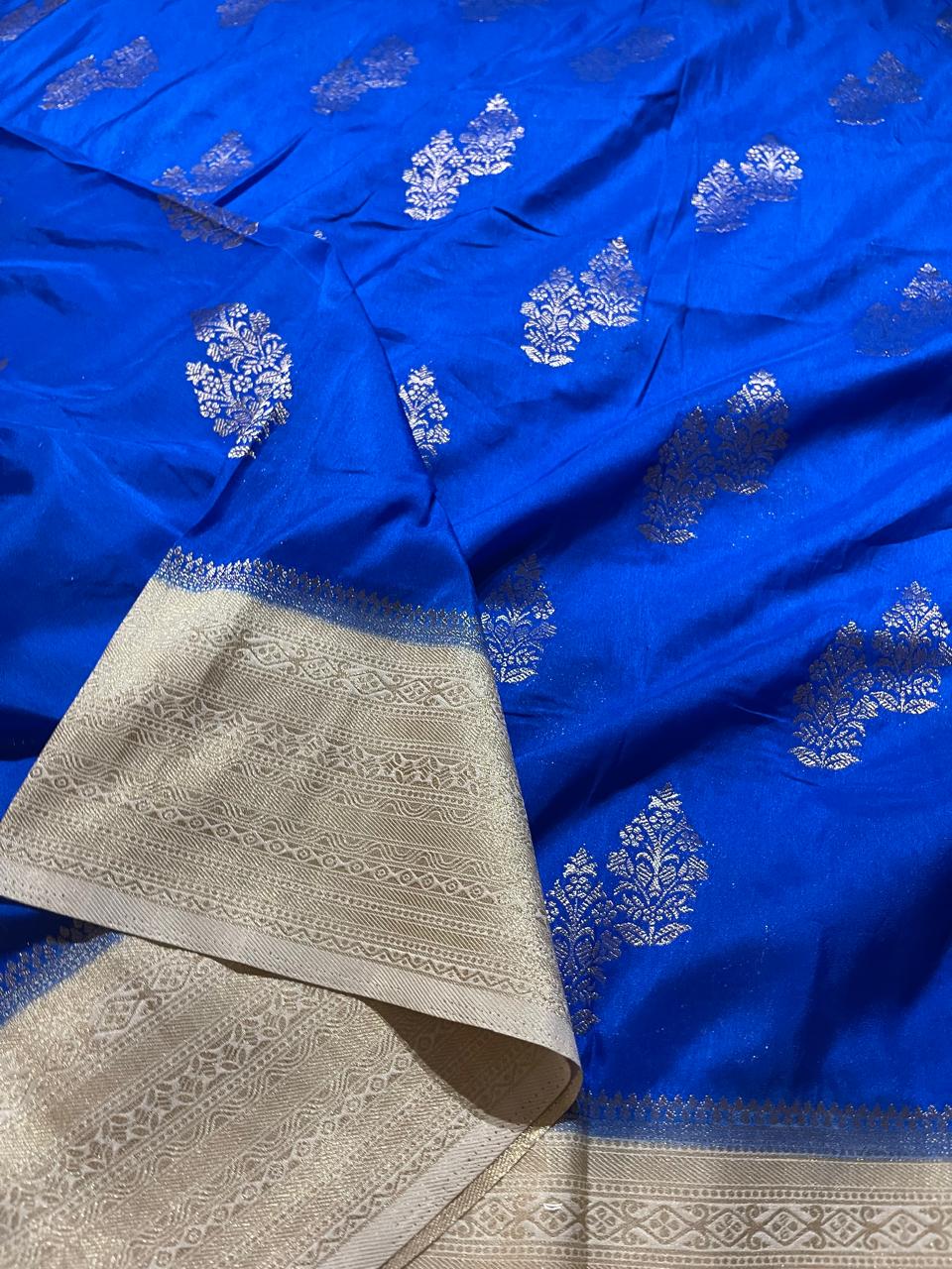SEMI DUPION SILK SAREES- ROYALBLUE WITH HALFWHITE
