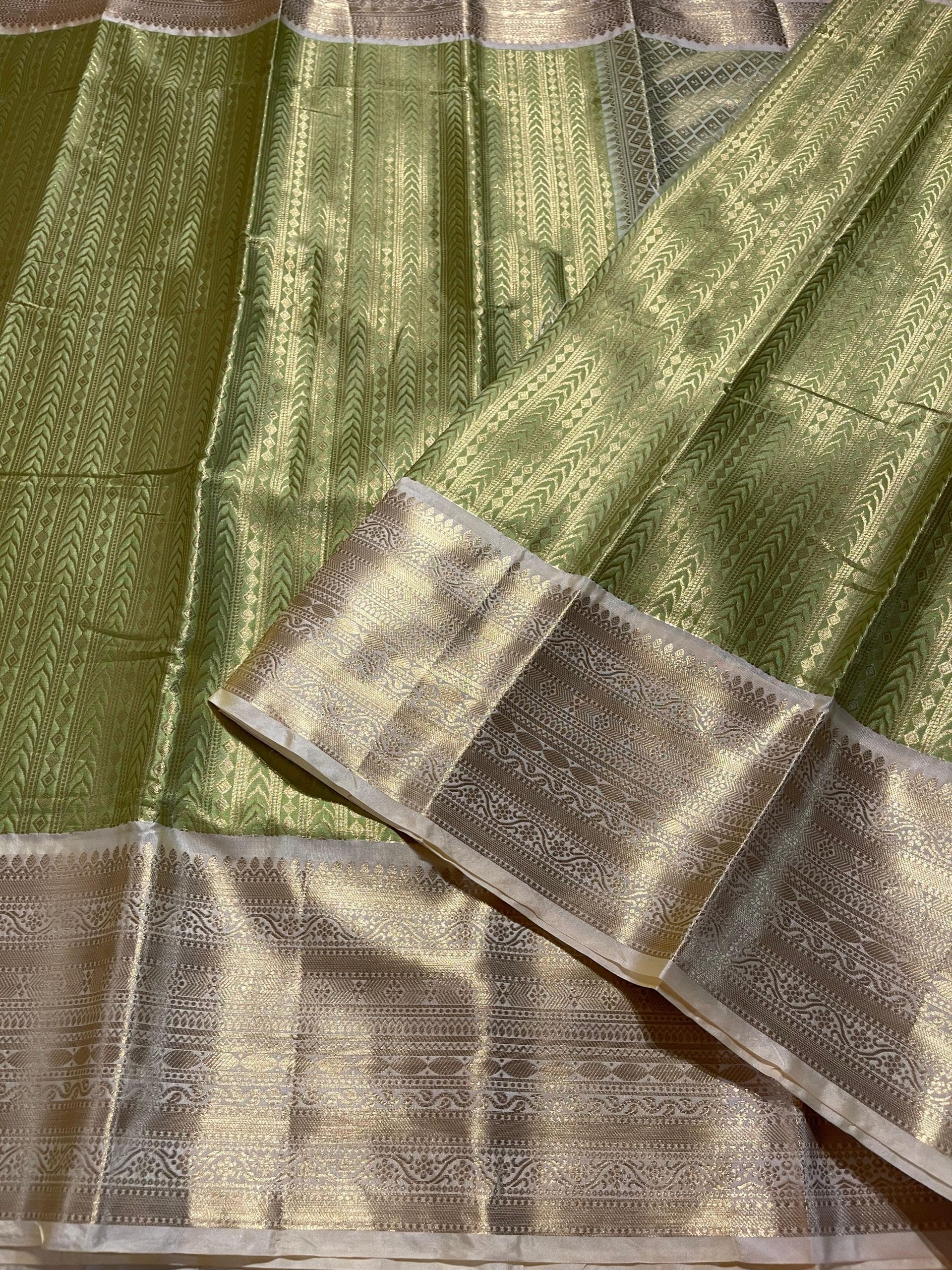 ANIKA'S KANCHI SEMI SILK SAREE-AS15