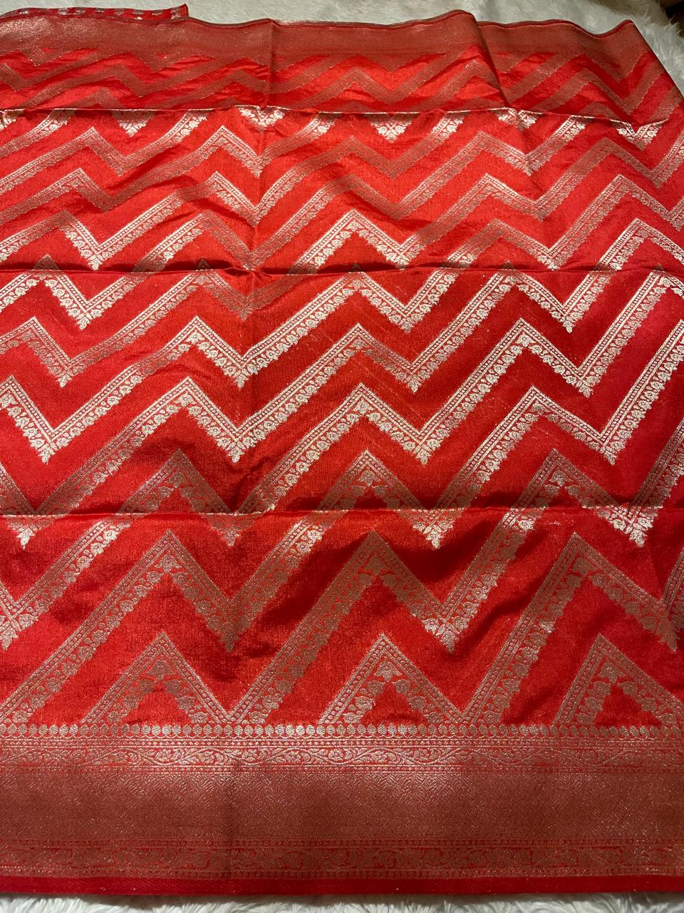 AKIRA-RED SAREE