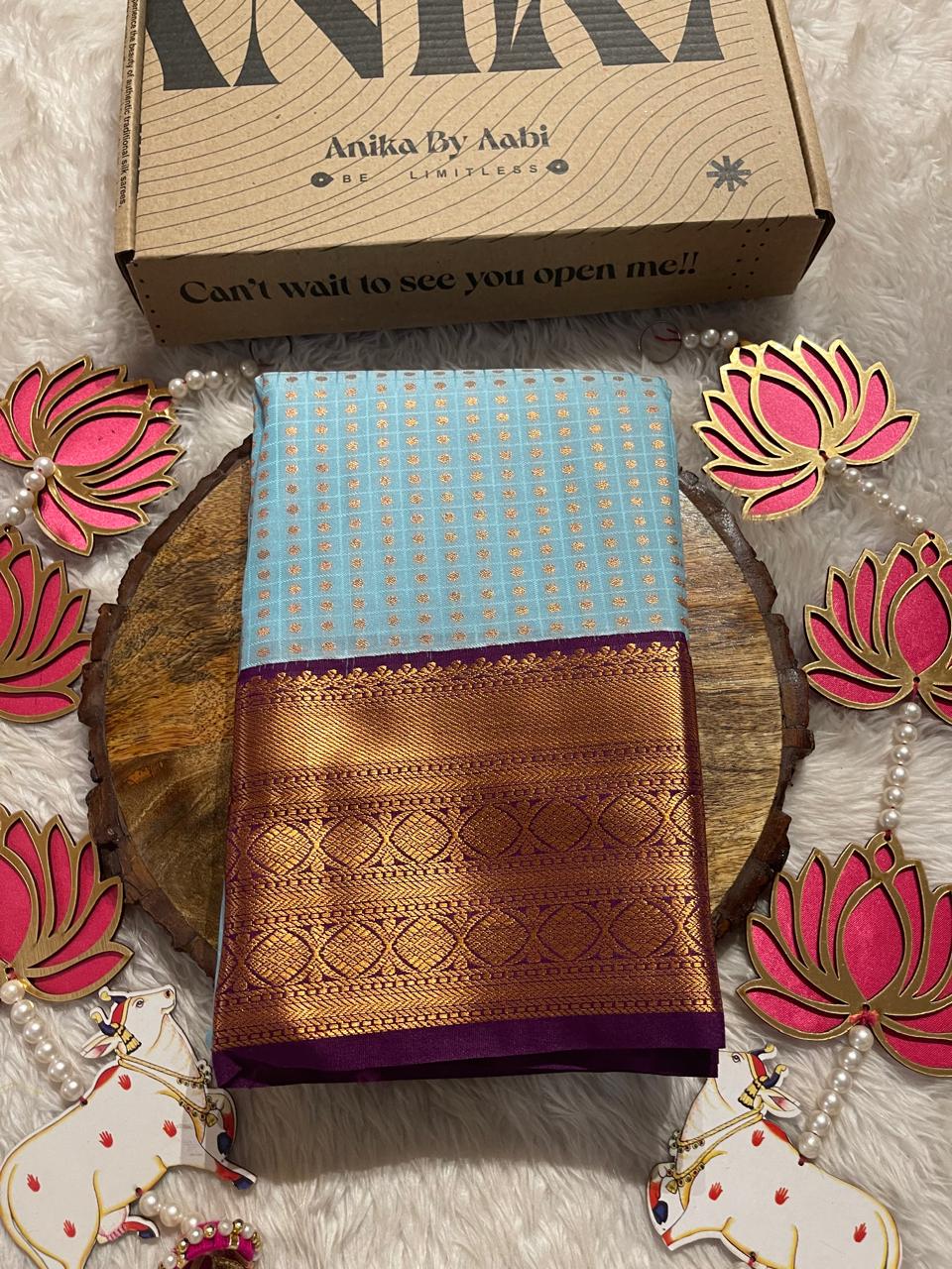 1000 BUTTAS-SKYBLUE WITH PURPLE