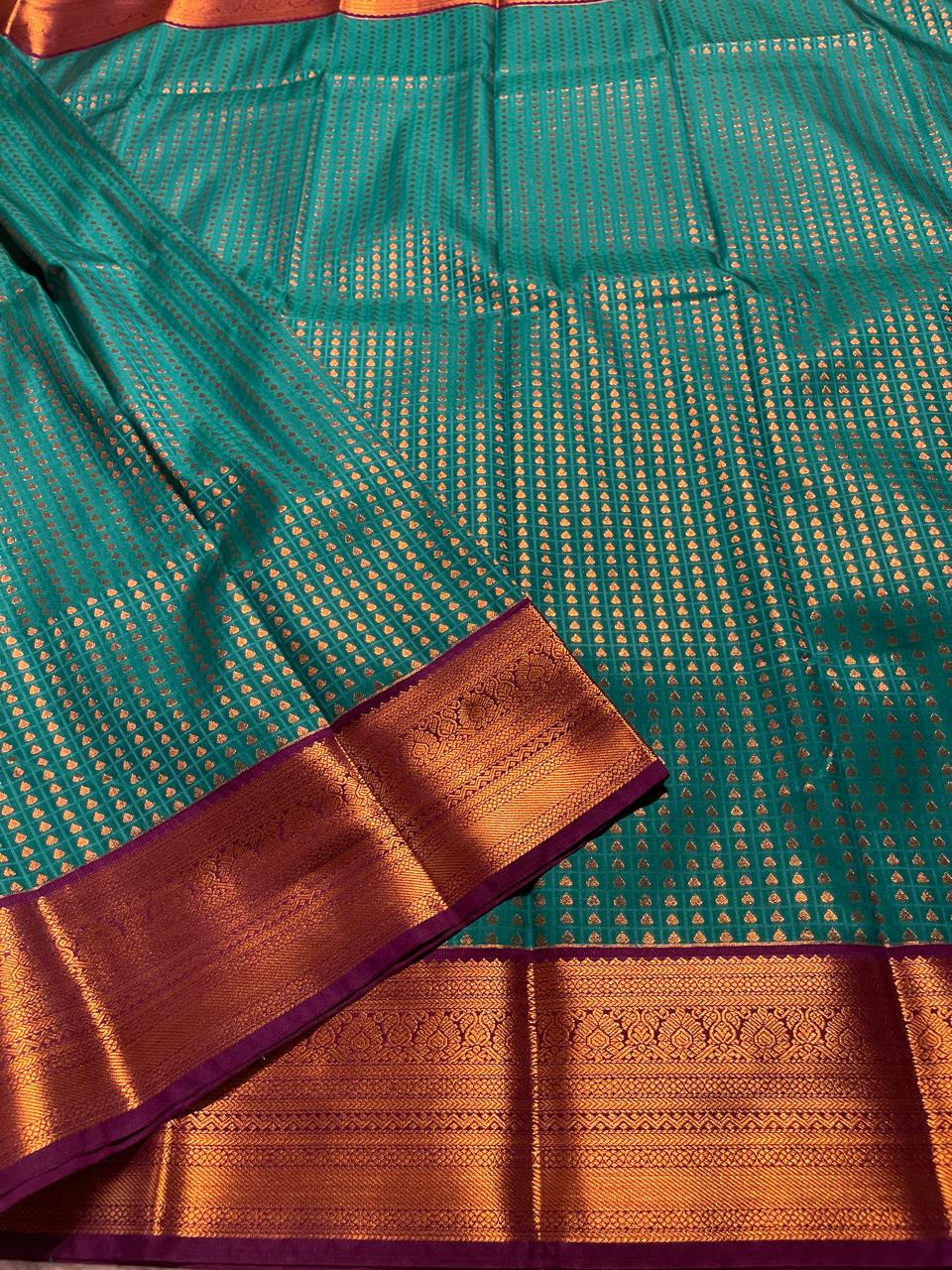 1000 BUTTAS-PEACOCK GREEN WITH PURPLE