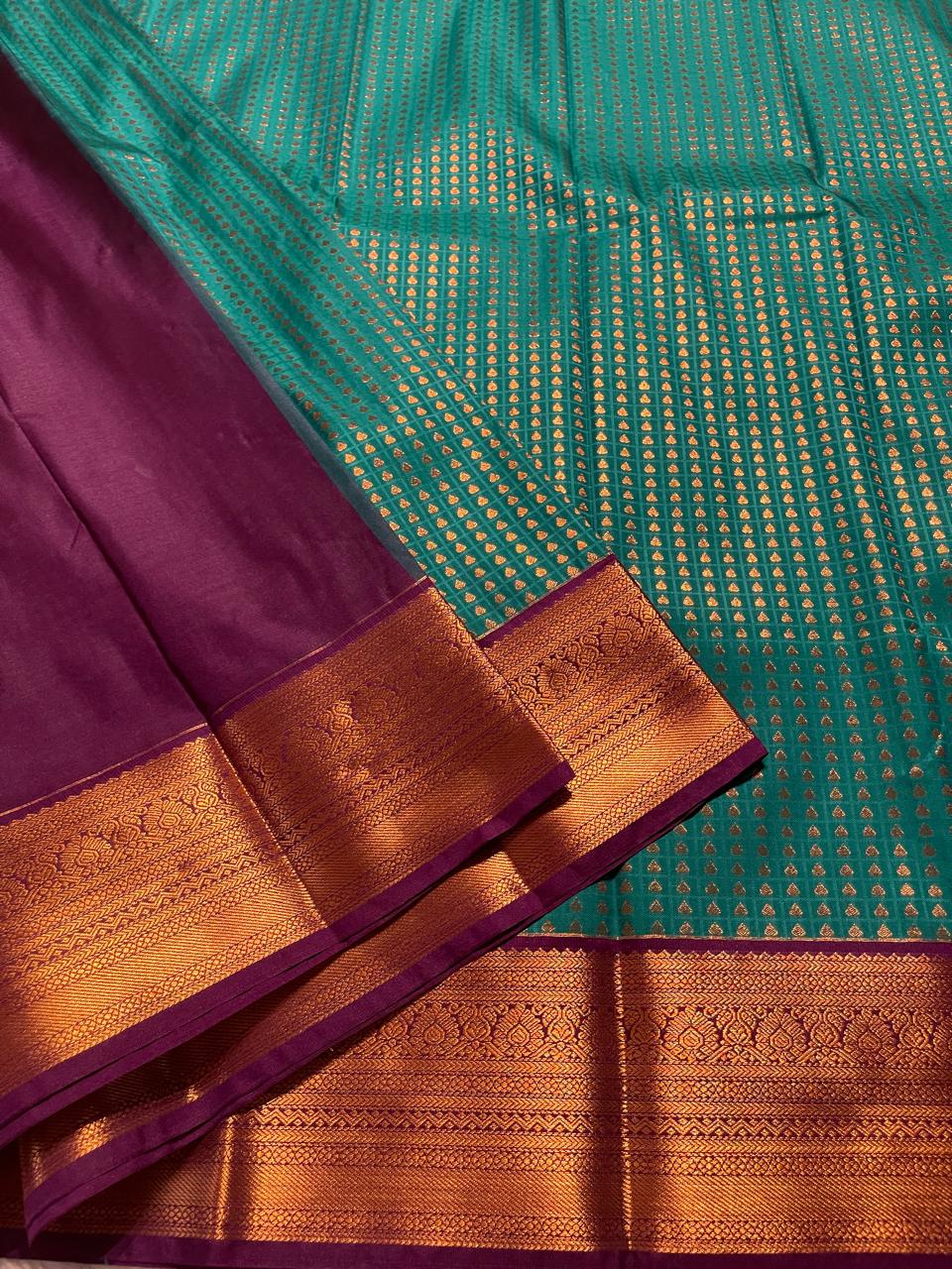 1000 BUTTAS-PEACOCK GREEN WITH PURPLE