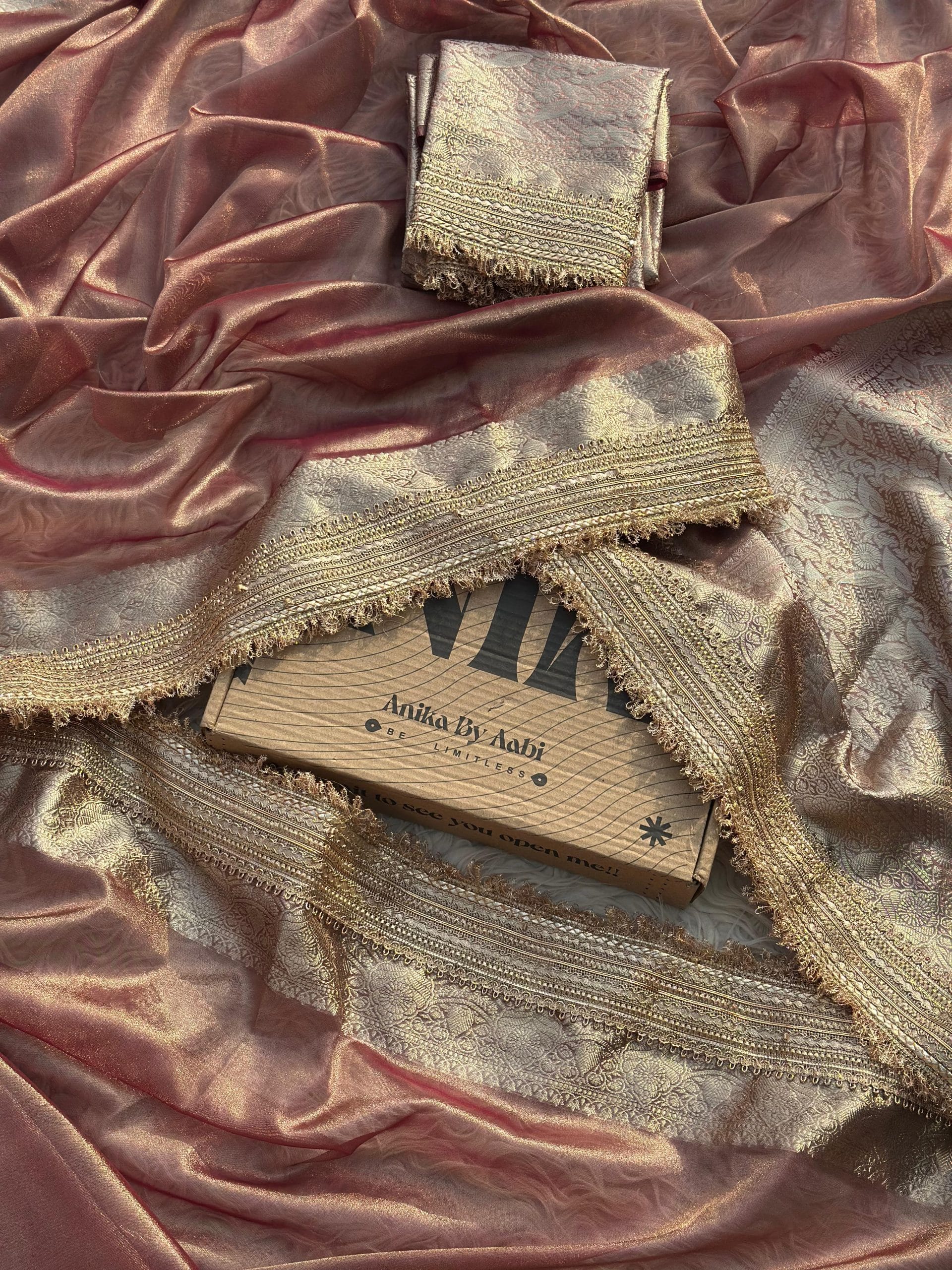 TISSUE LUXE-BRONZED GLOW SAREE