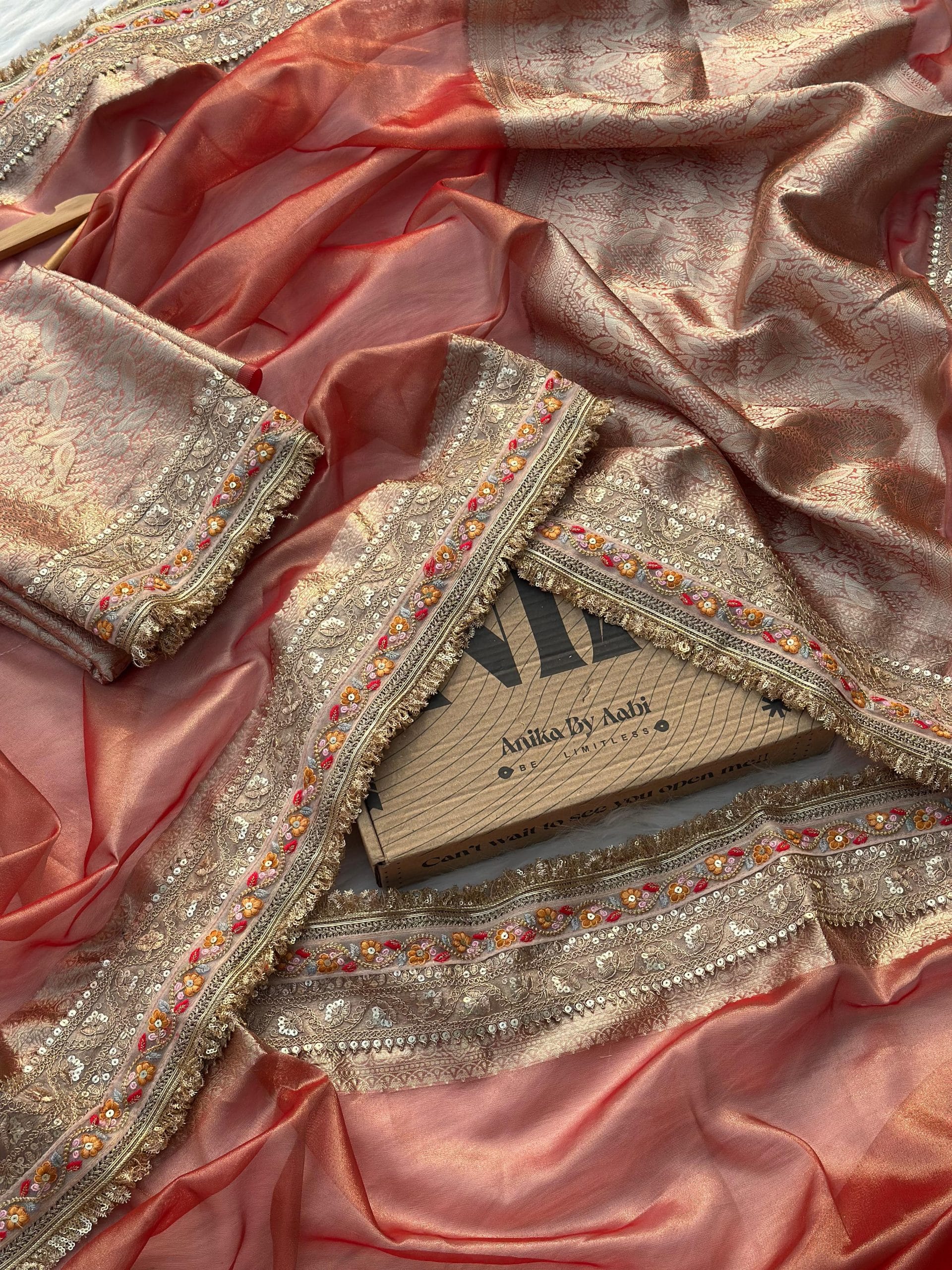 CORAL ORANGISH-TISSUE LUXE