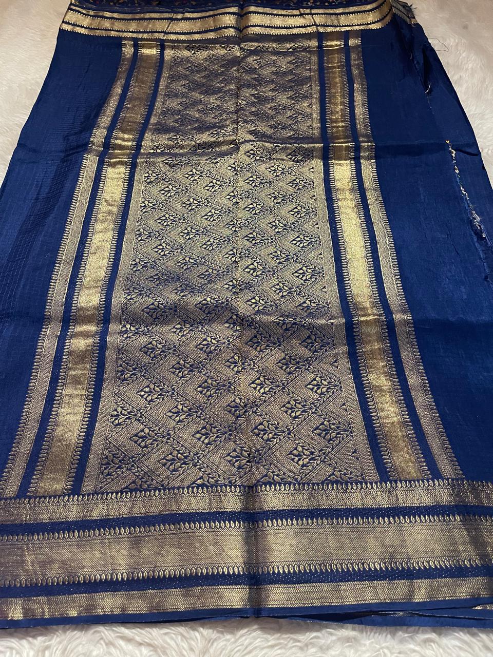 MUNGA BANARASI SAREE-NEVYBLUE