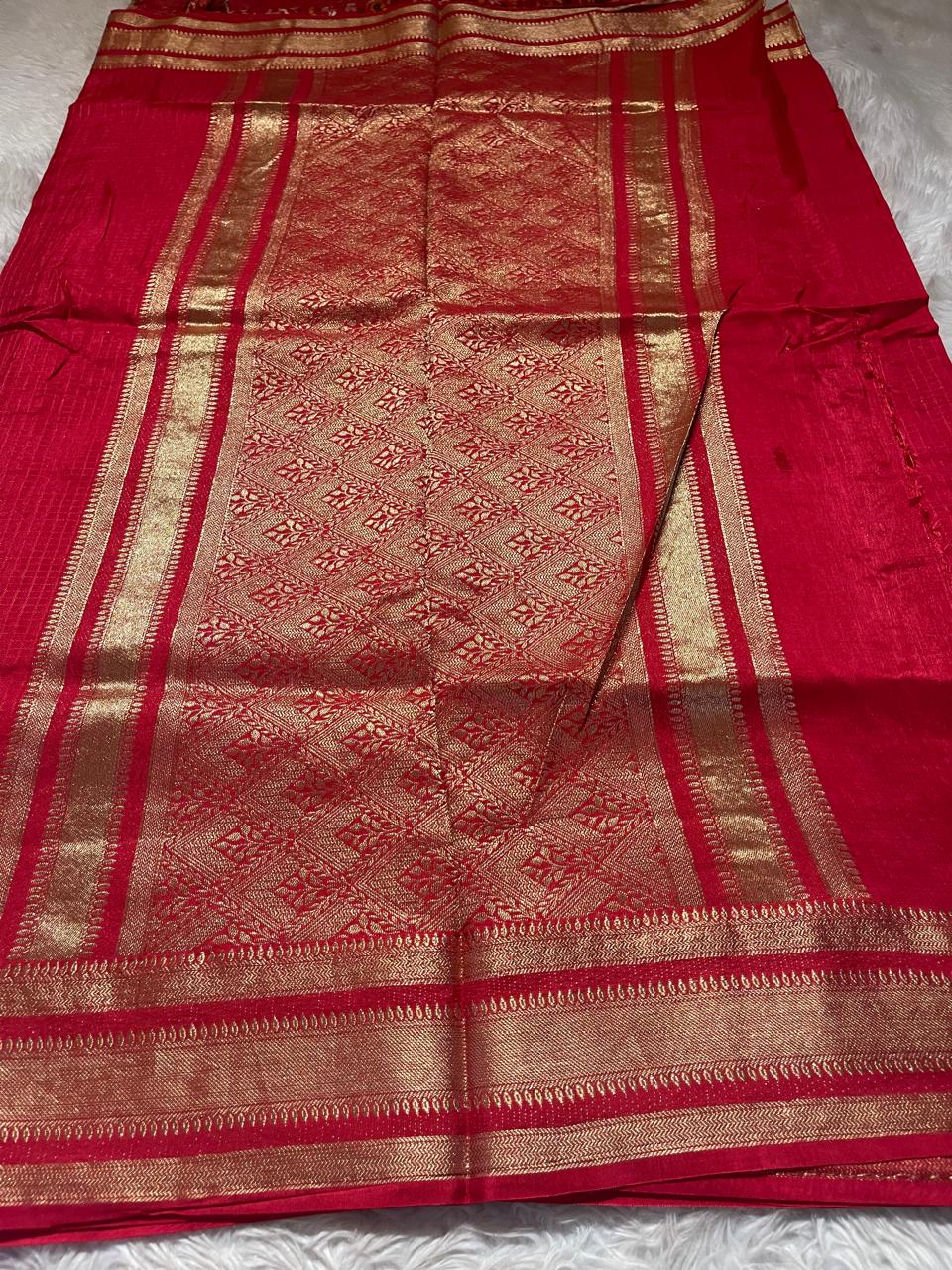 MUNGA BANARASI SAREE-RED