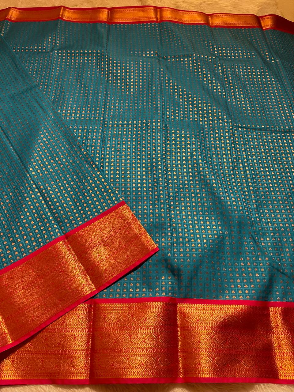 1000 BUTTAS-CERULEAN BLUE WITH PINK SAREE