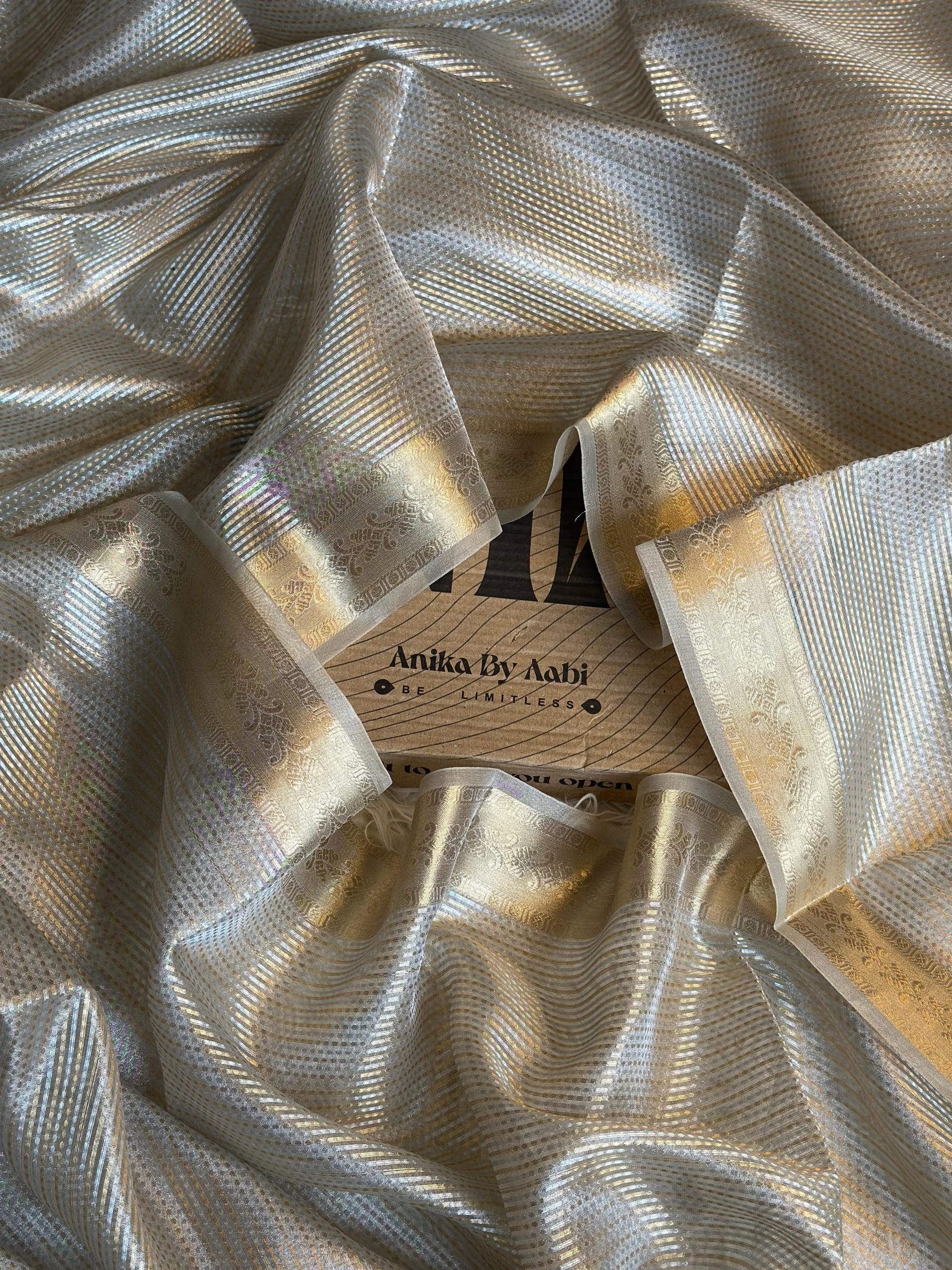 LUNA-SILVER SAREE