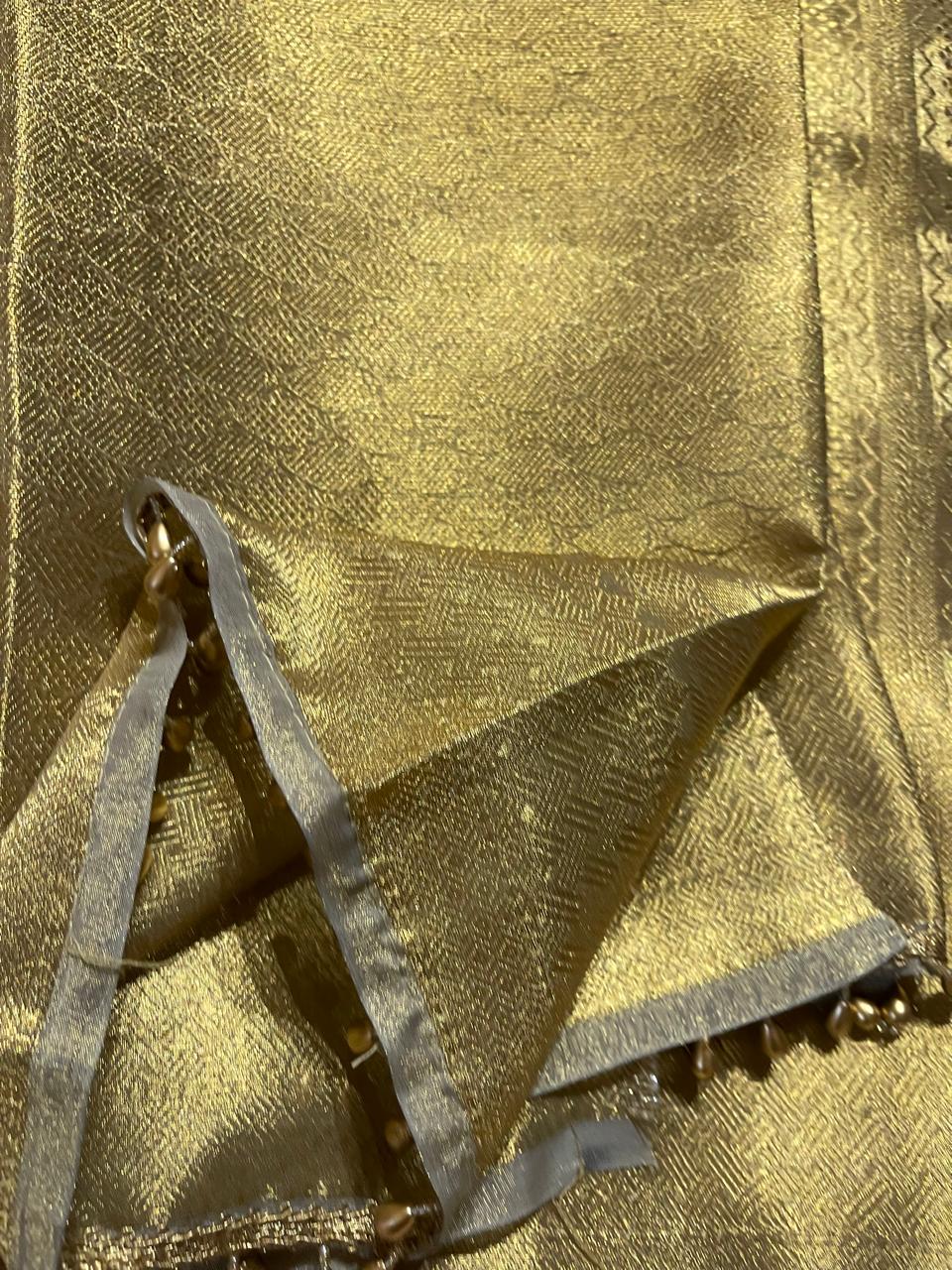 ZIGZAG GOLD SAREE