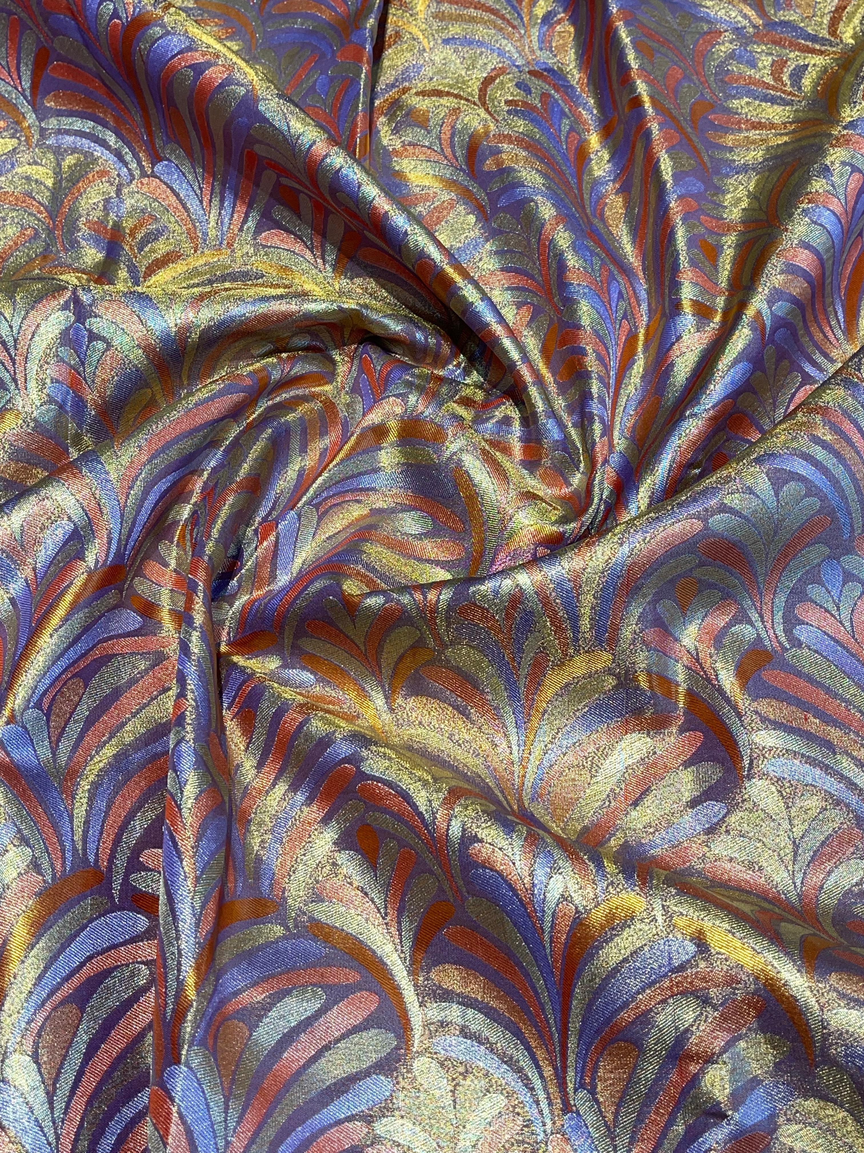 SWAYAMVARAM-LIGHT PURPLE WITH PINK SAREE