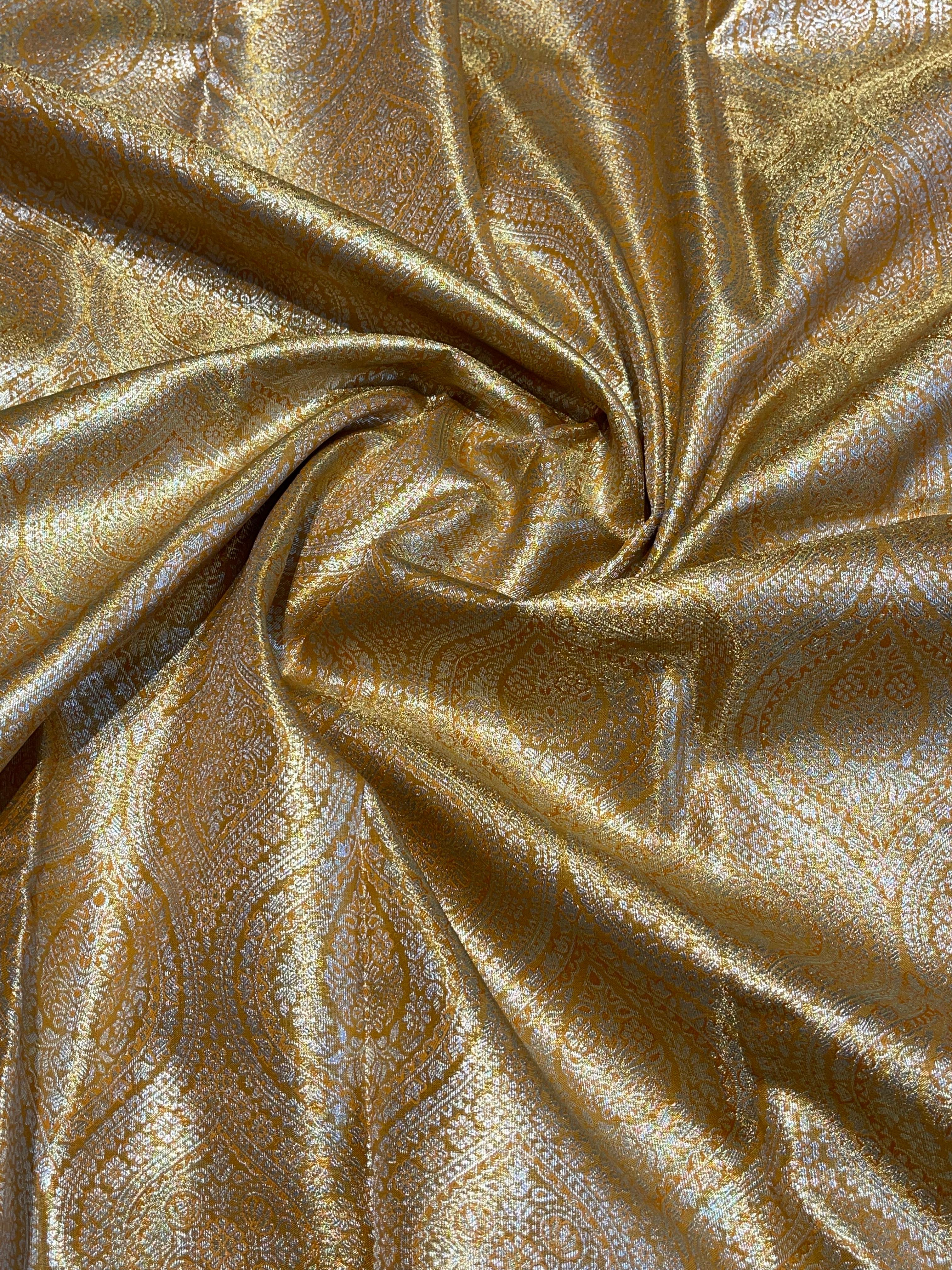 SWAYAMVARAM-GOLD DUAL TONE BRIDAL EDIT SAREE