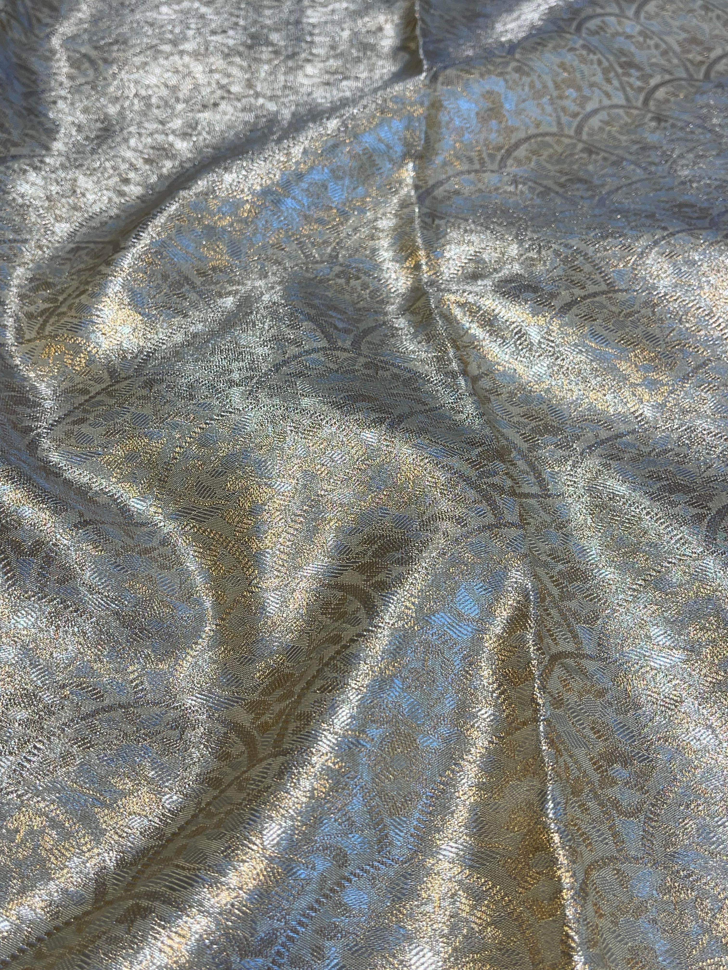 SWAYAMVARAM-HALFWHITE SILVER WITH RANIPINK SILK SAREE