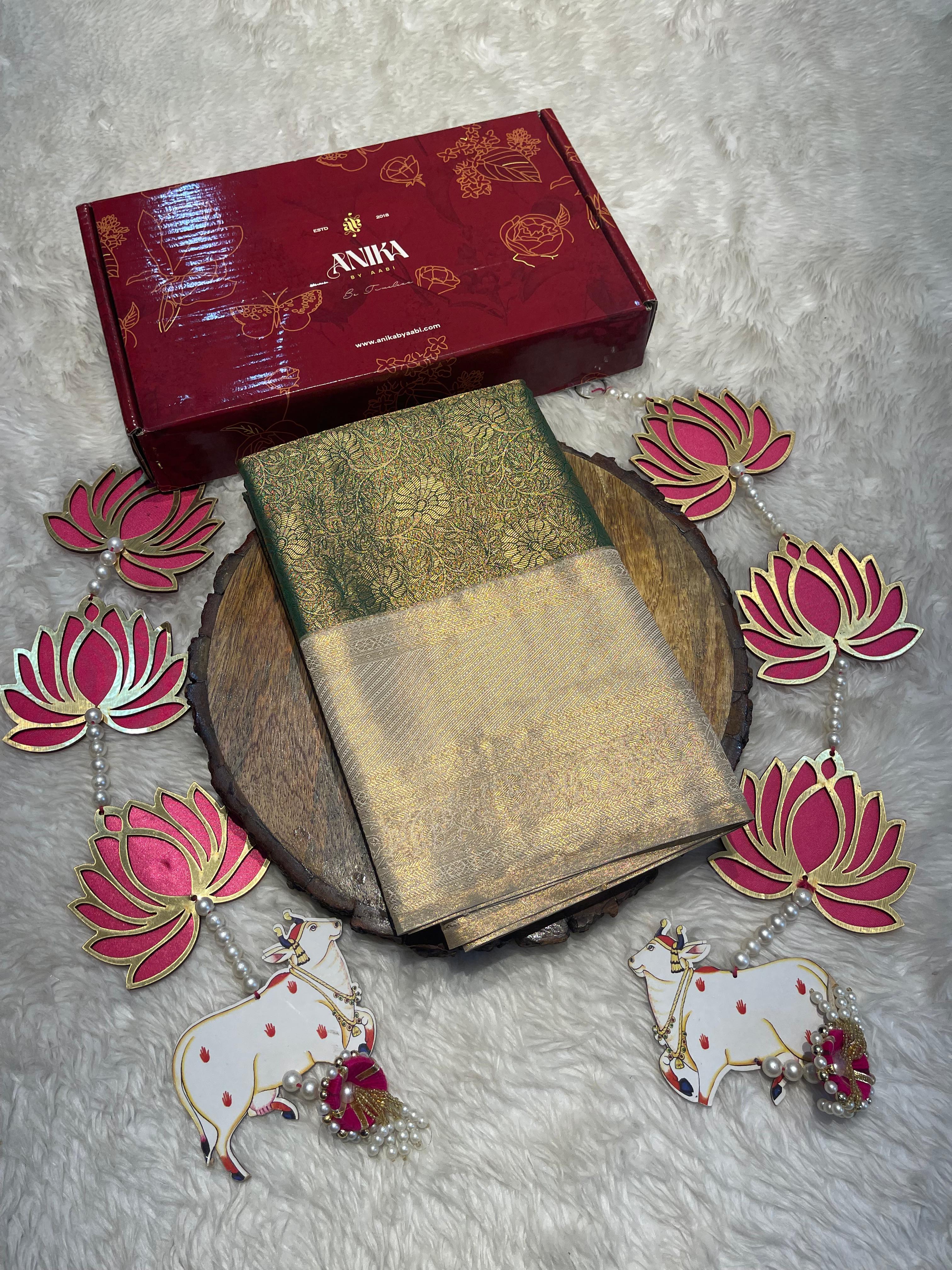 SWAYAMVARAM-BOTTLE GREEN WITH HALFWHITE BORCADE SAREE