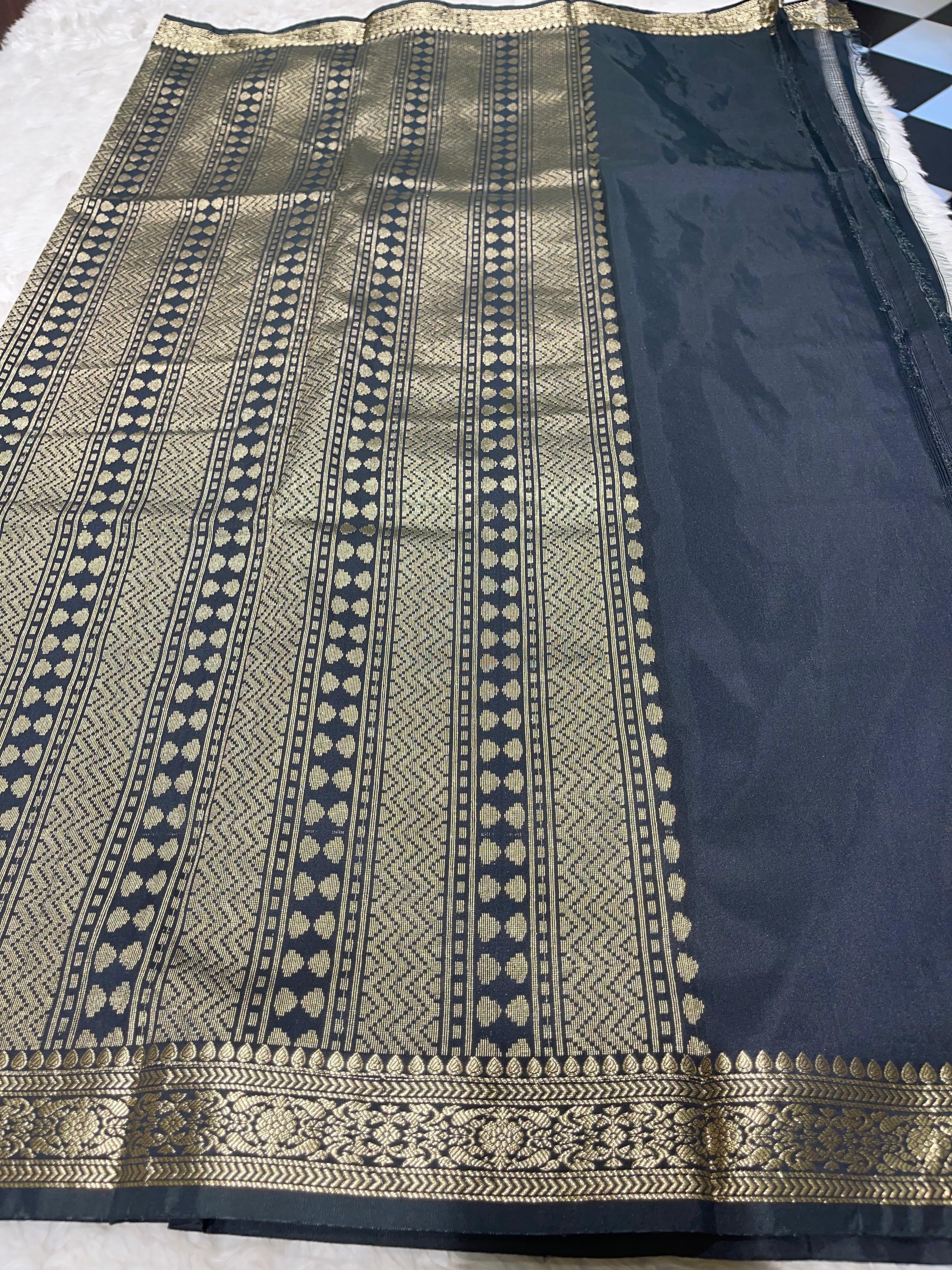 Anika's plain cotton silk Saree-black