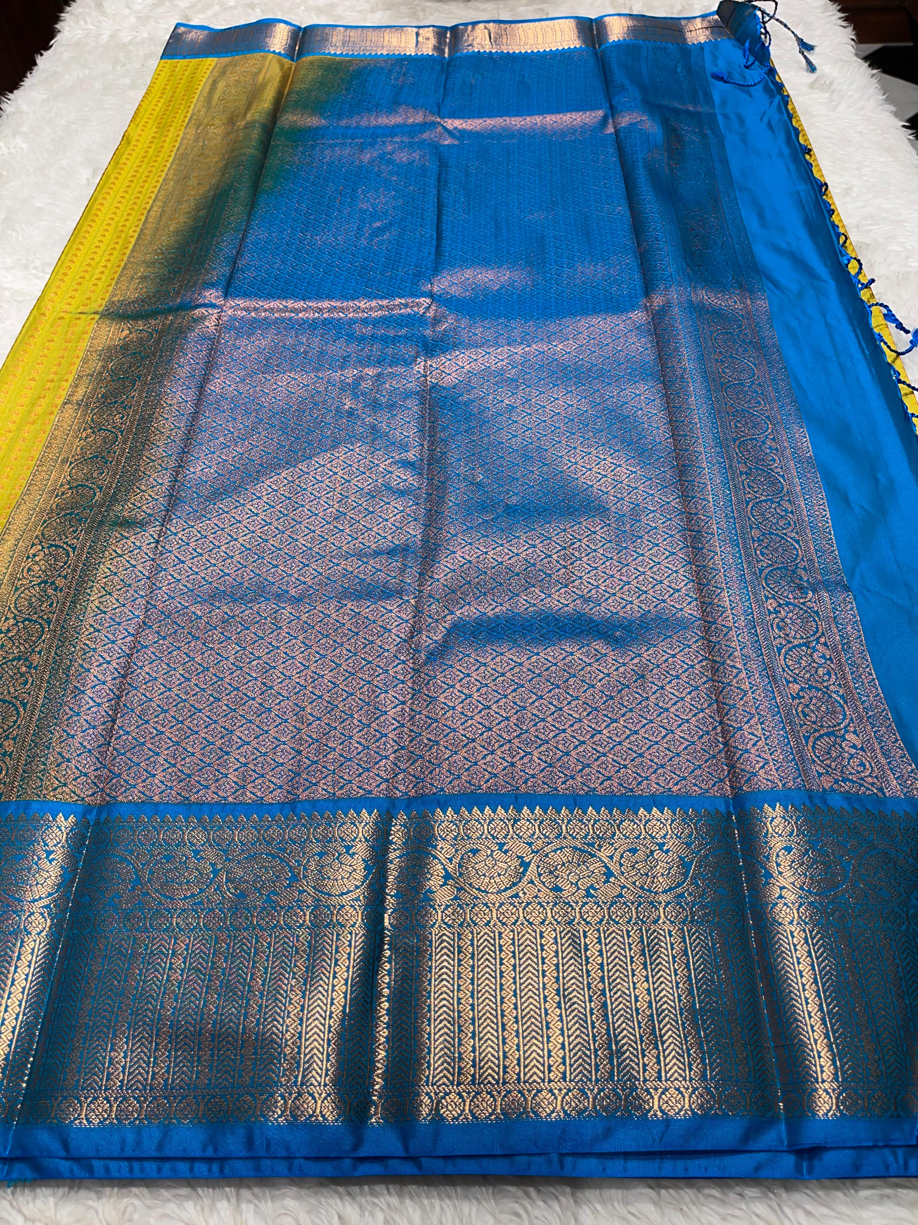 1000 BUTTAS-LIMEYELLOW WITH BOTTLEGREEN SAREE