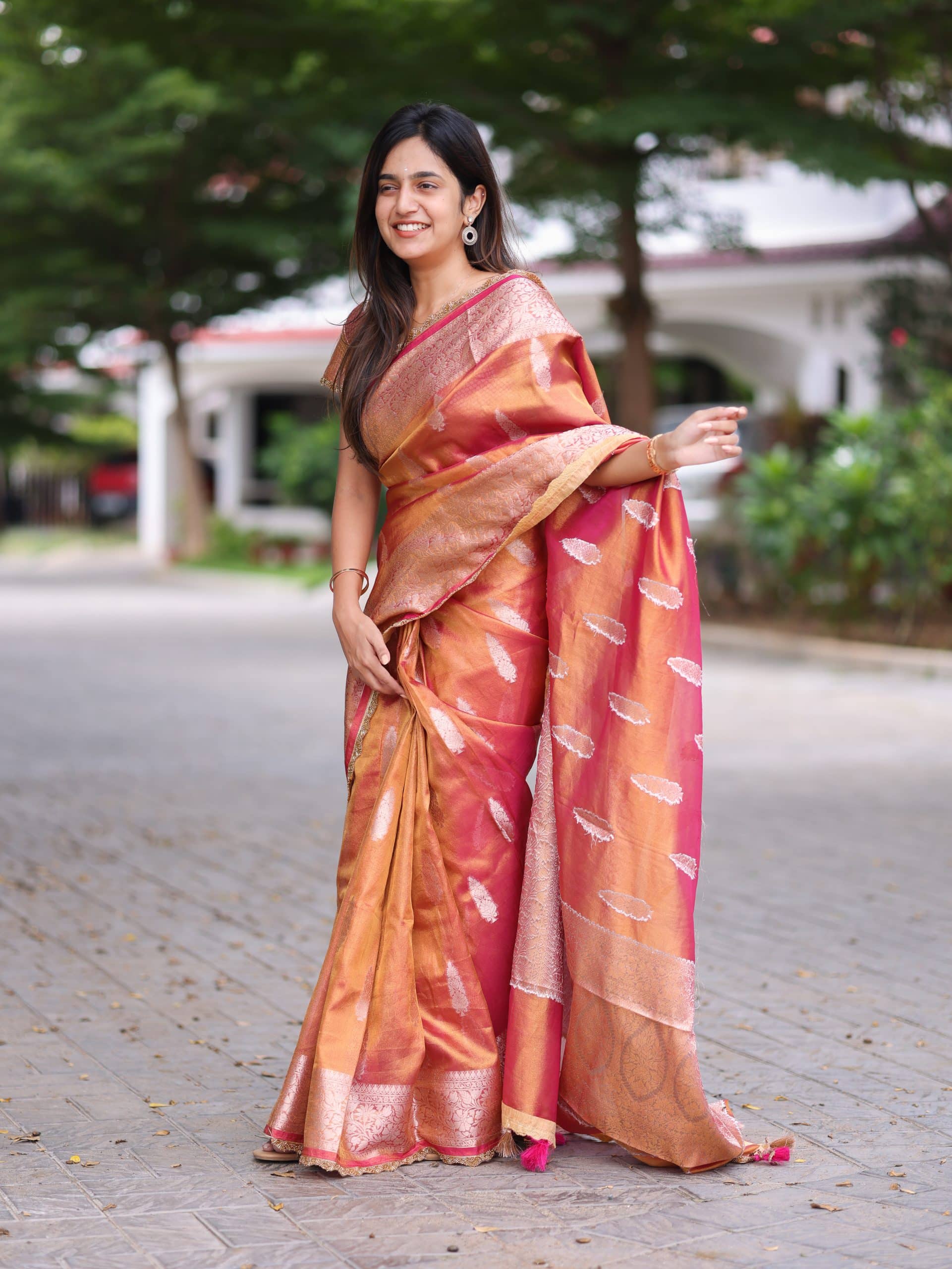 TISSUE JHANVI-RANIPINK DUAL TONE SAREE