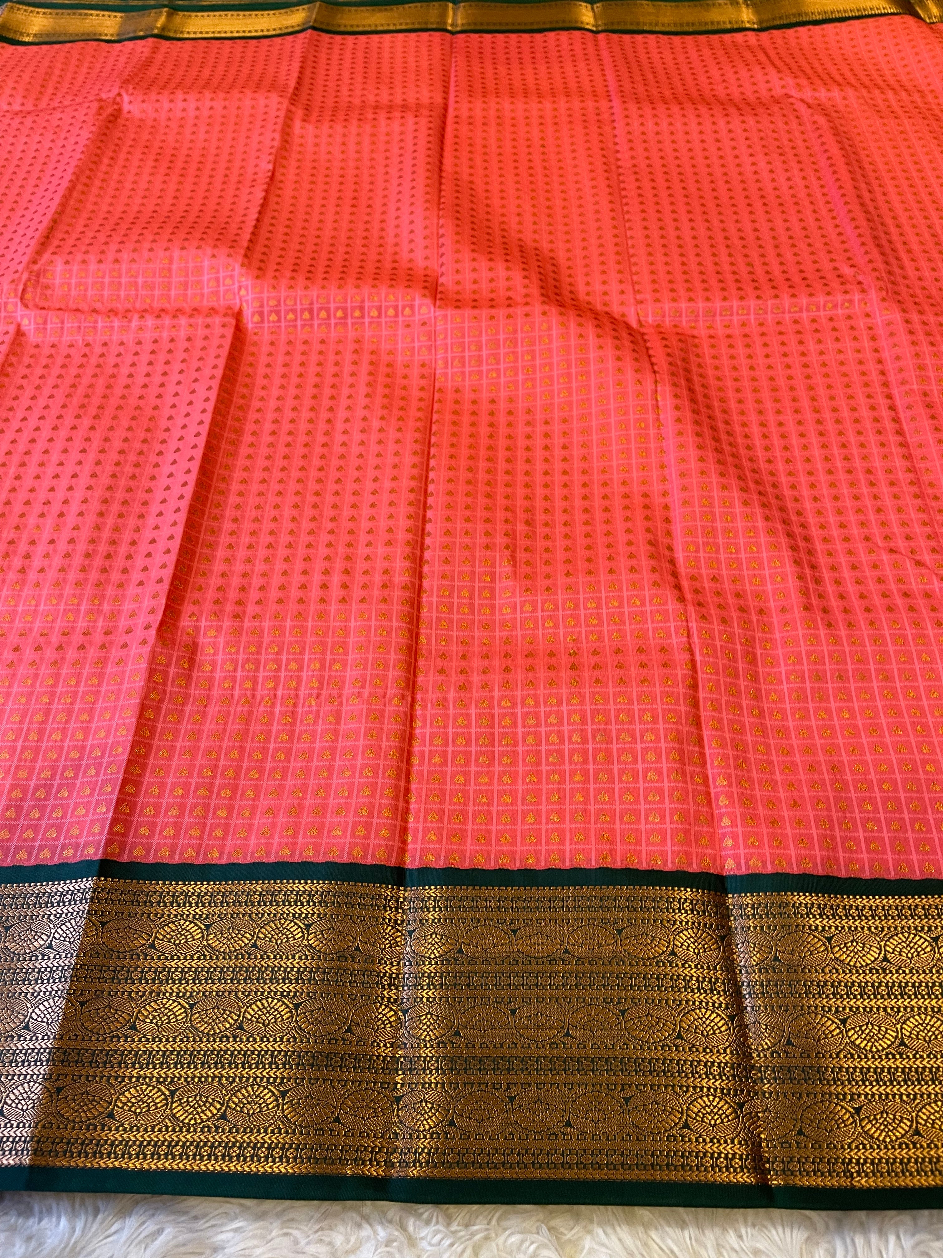 1000 BUTTAS-PEACH WITH BOTTLEGREEN