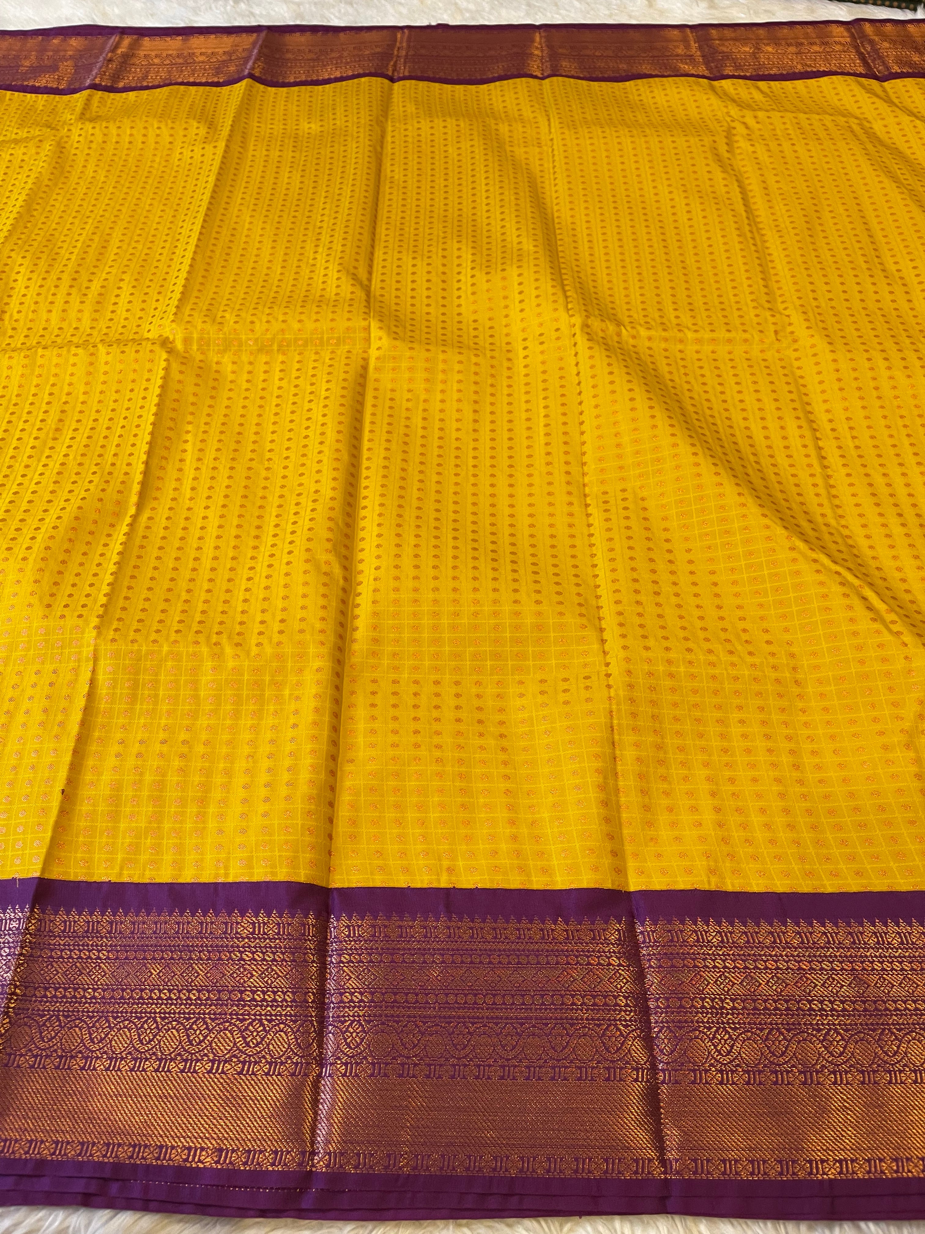 1000 BUTTAS-YELLOW WITH MAGENTA