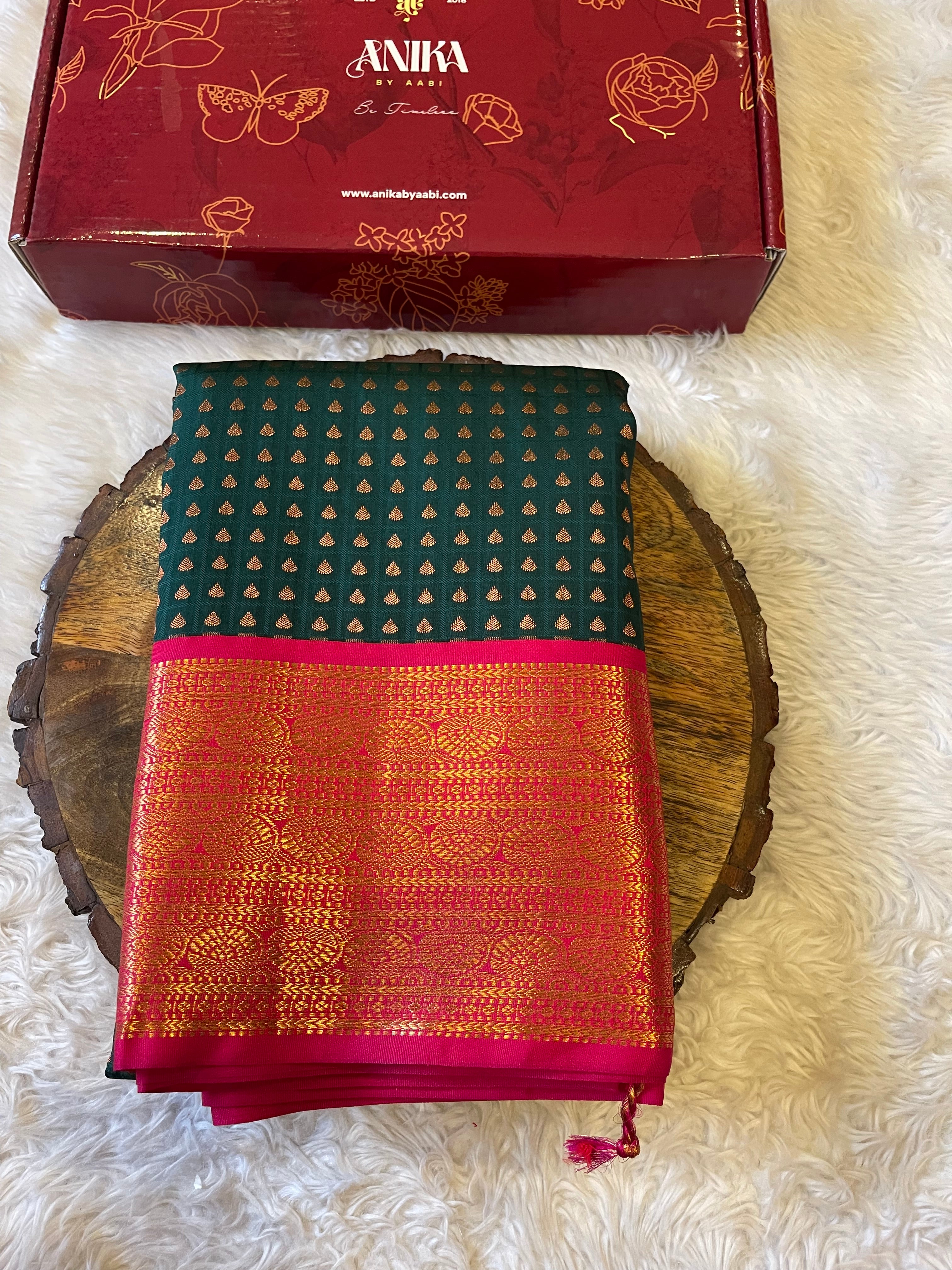 1000 BUTTAS-BOTTLEGREEN WITH PINK