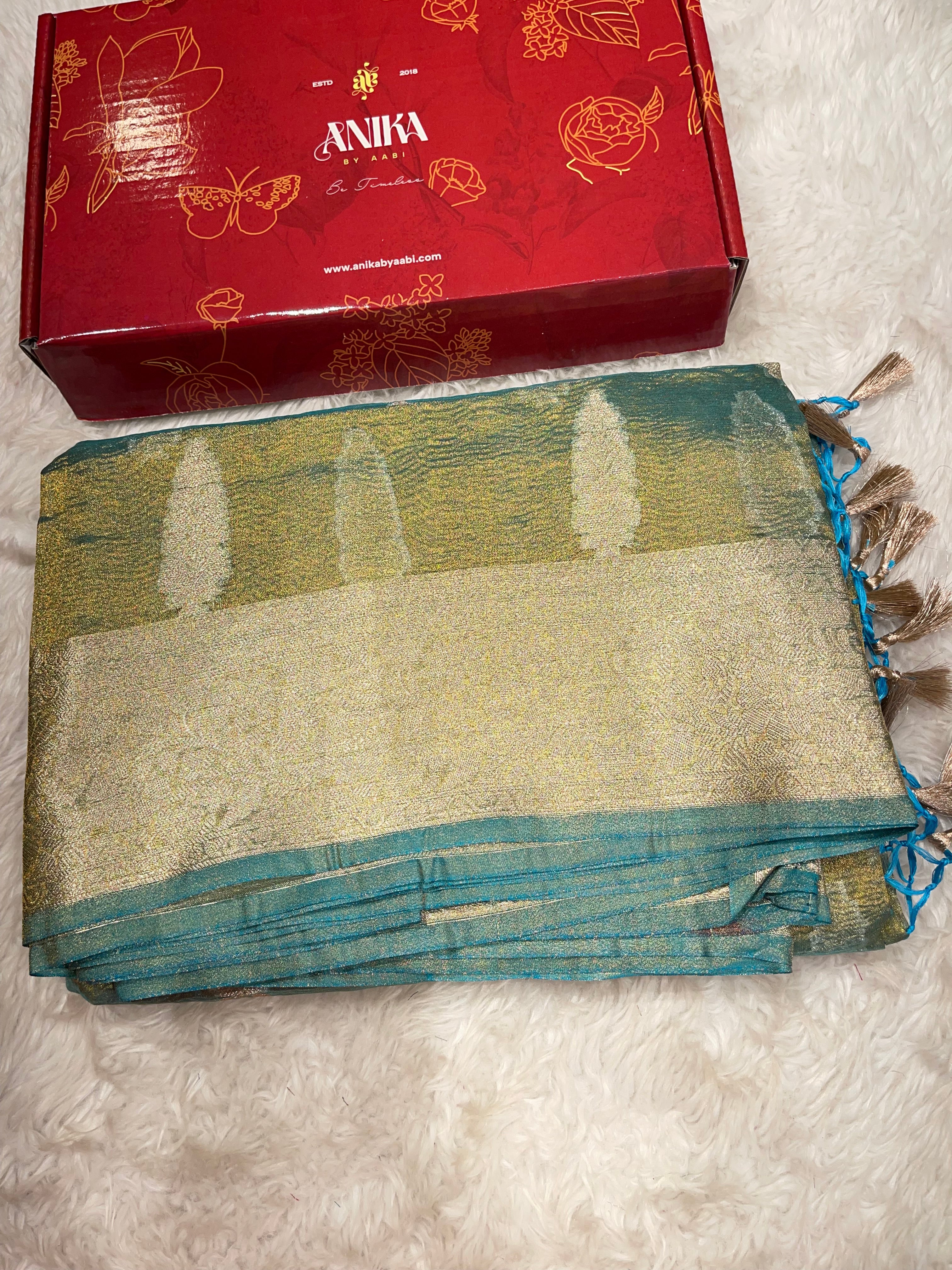 CRUSH MOTIF-PASTEL SKY BLUE SAREE