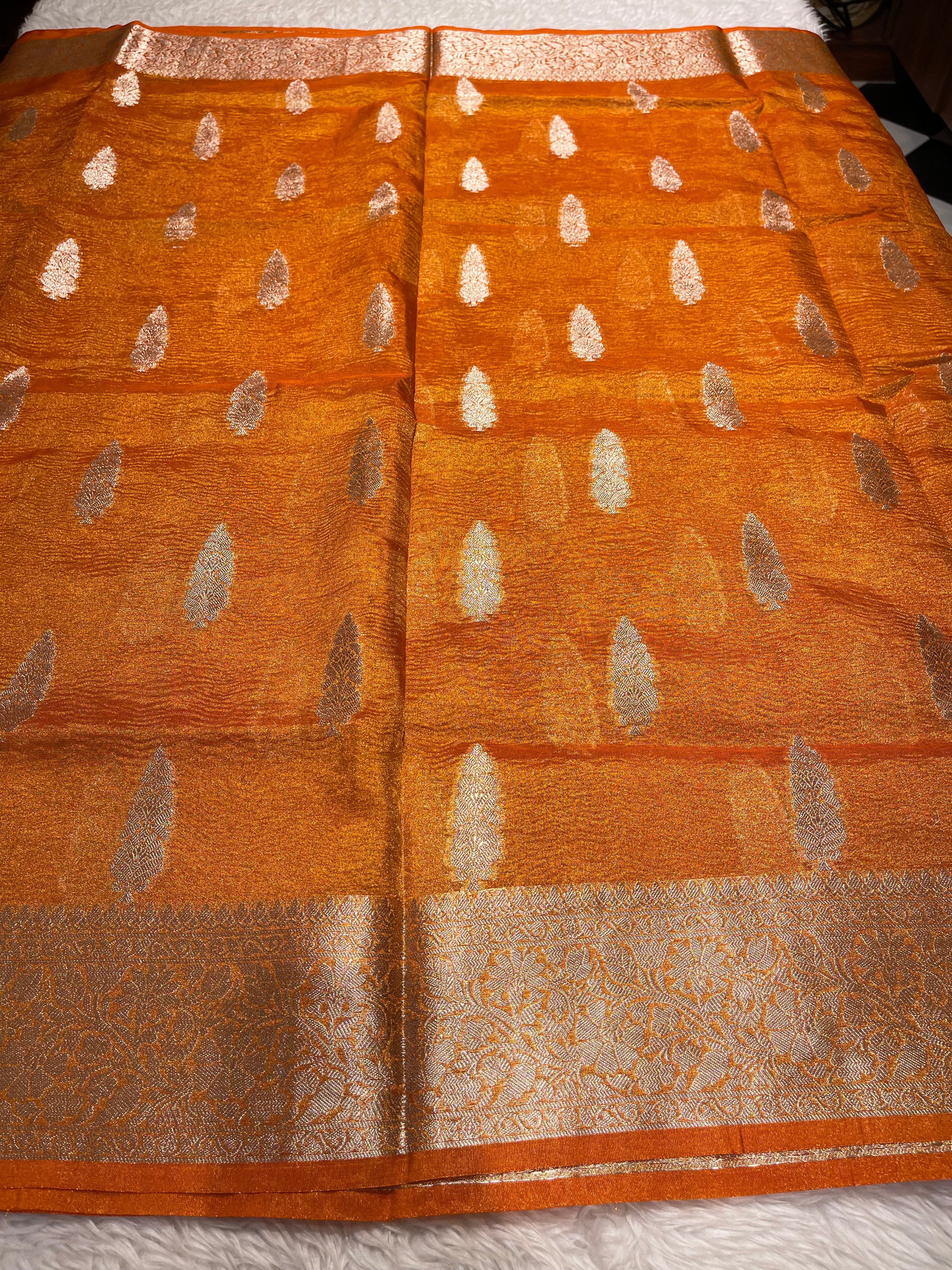 CRUSH MOTIF-ORANGE SAREE