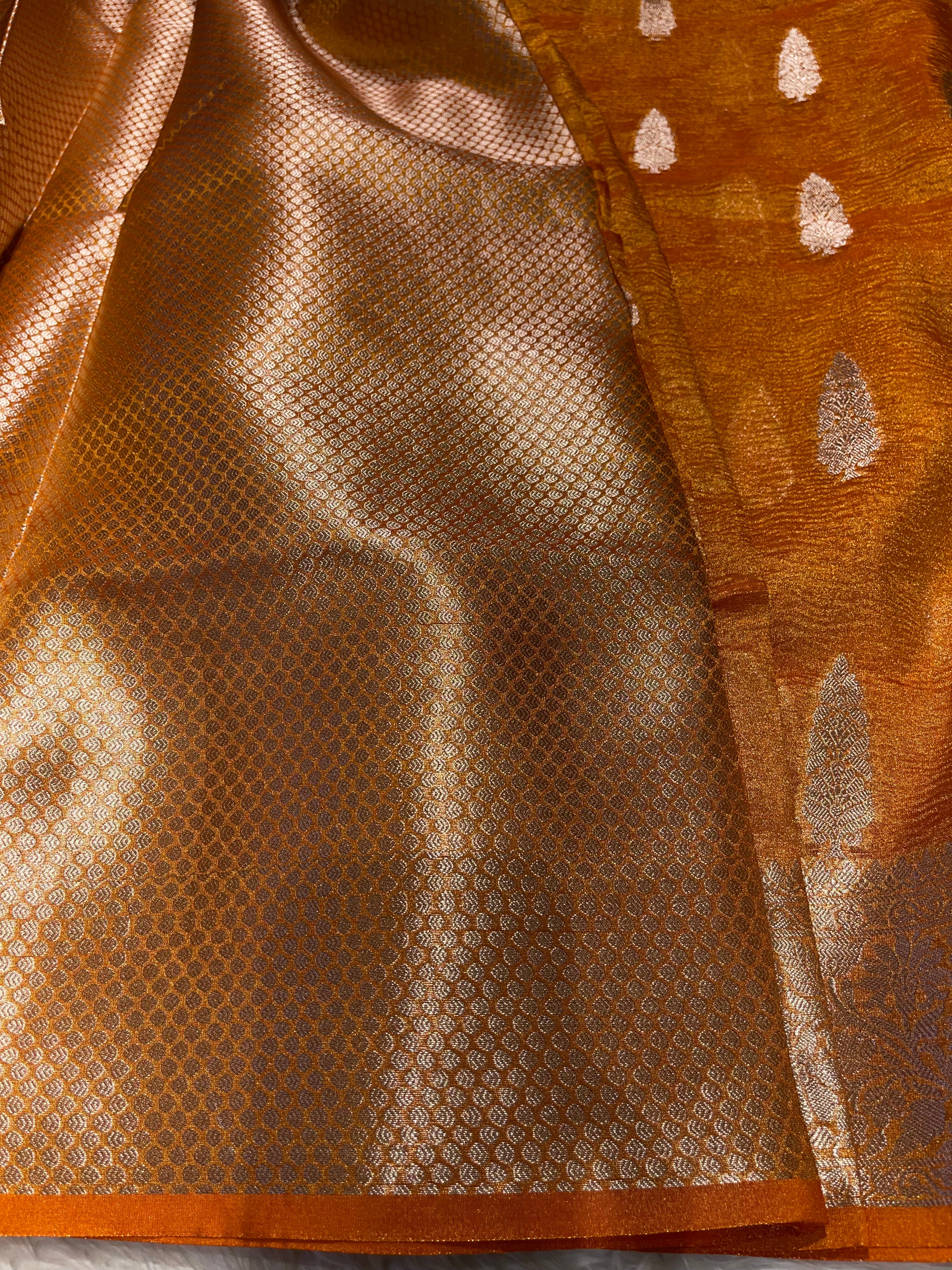 CRUSH MOTIF-ORANGE SAREE