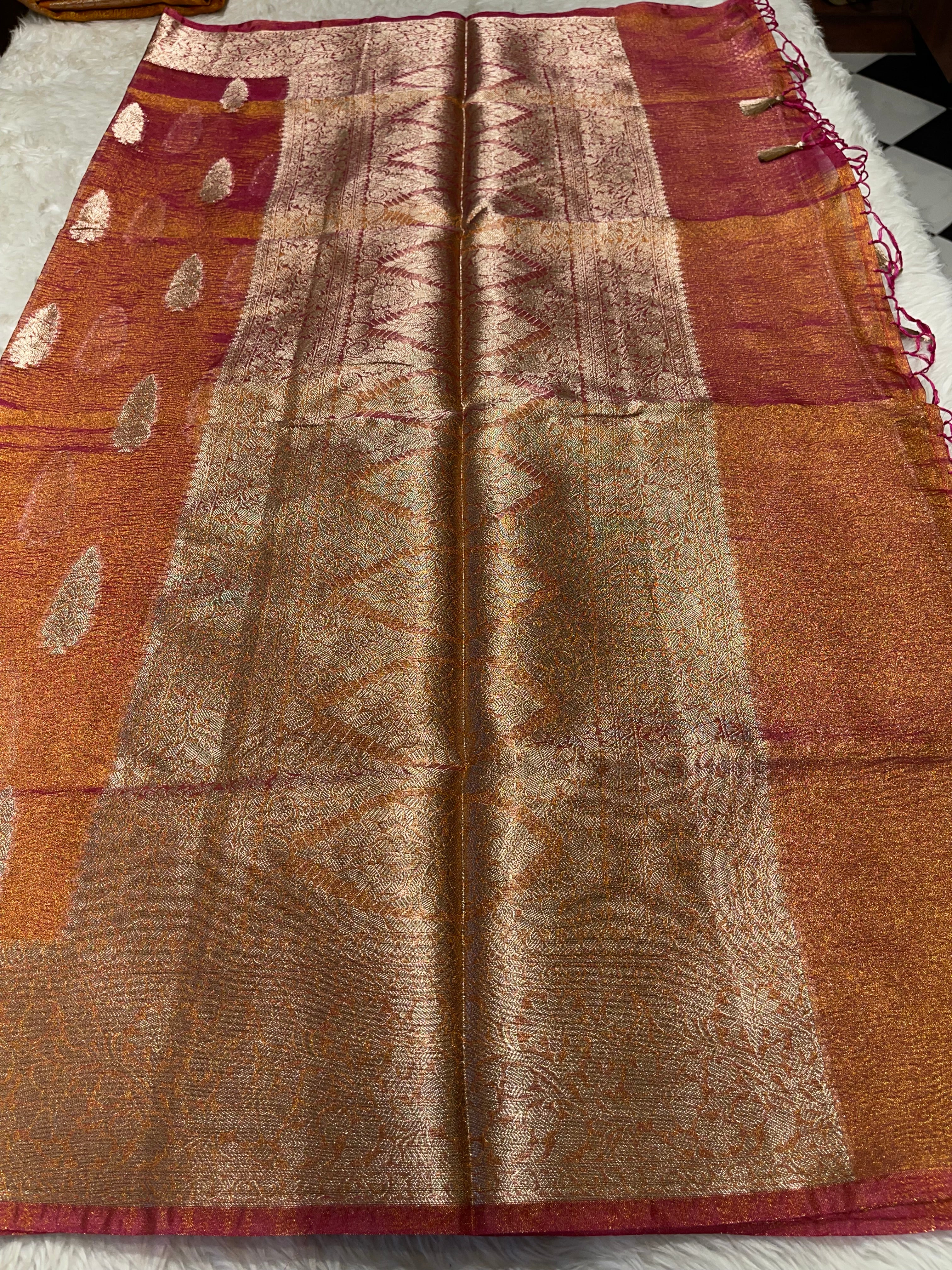 CRUSH MOTIF-ROSEGOLD PINK SAREE