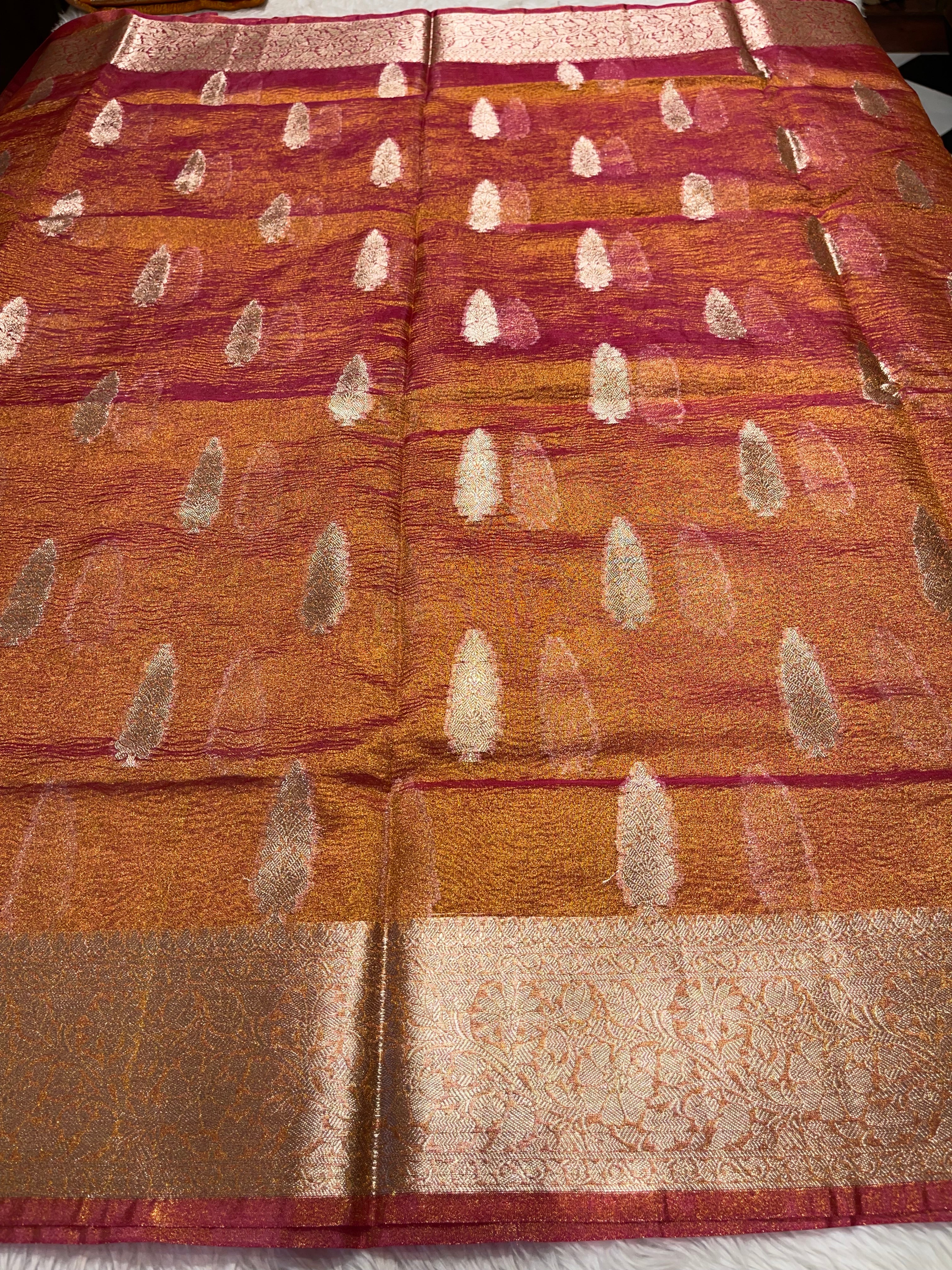 CRUSH MOTIF-ROSEGOLD PINK SAREE