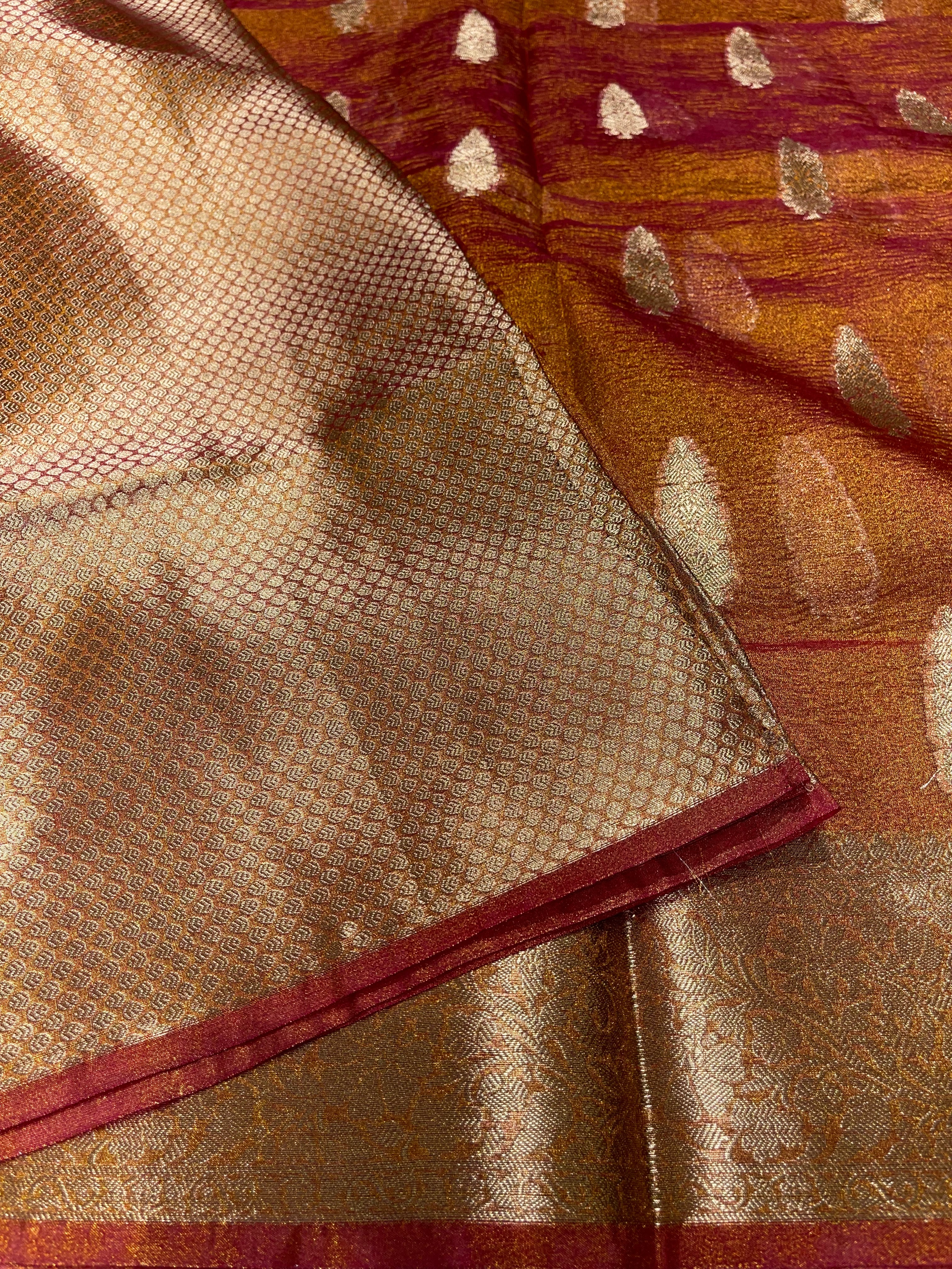 CRUSH MOTIF-ROSEGOLD PINK SAREE