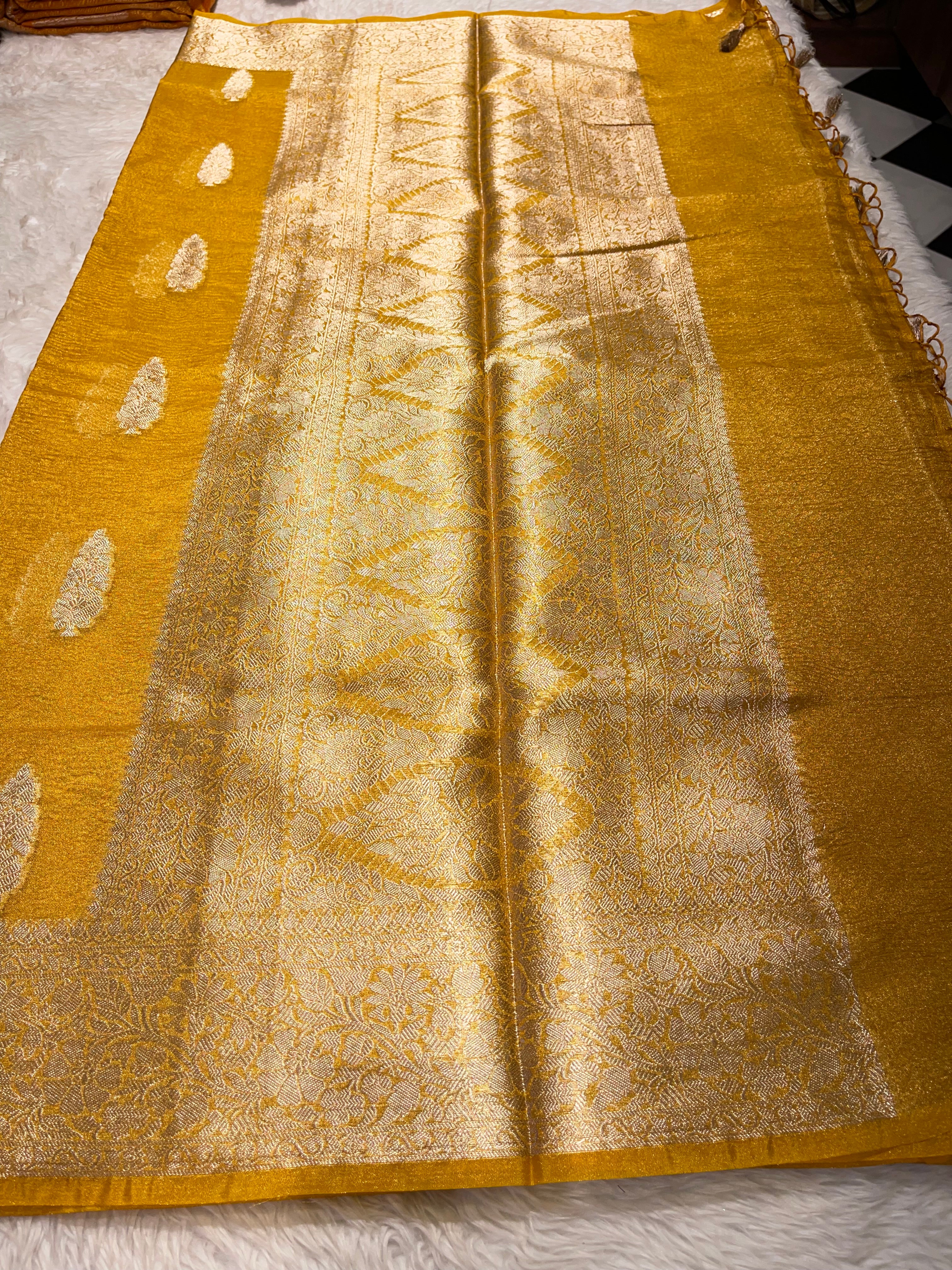 CRUSH MOTIF-MANGO YELLOW SAREE