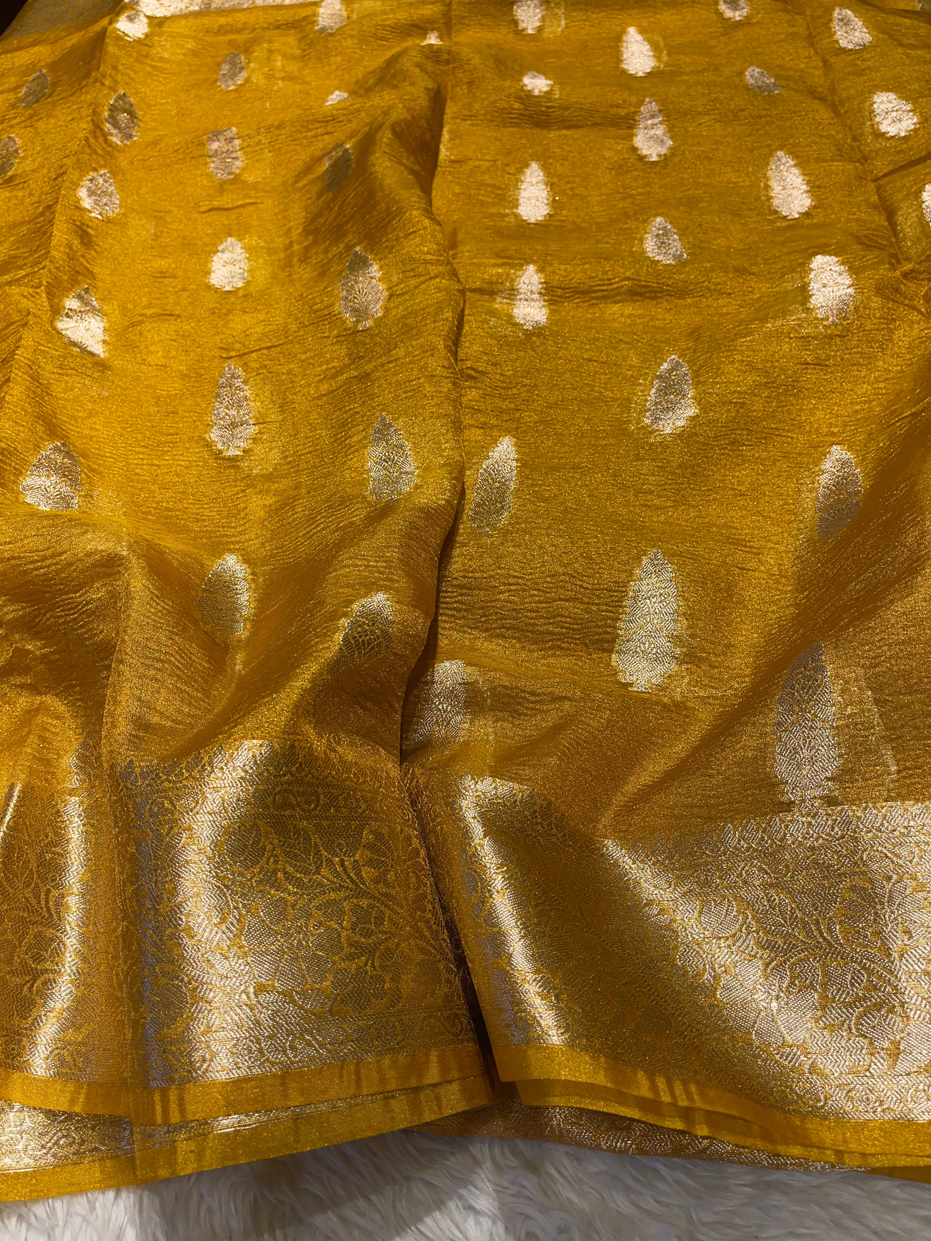CRUSH MOTIF-MANGO YELLOW SAREE
