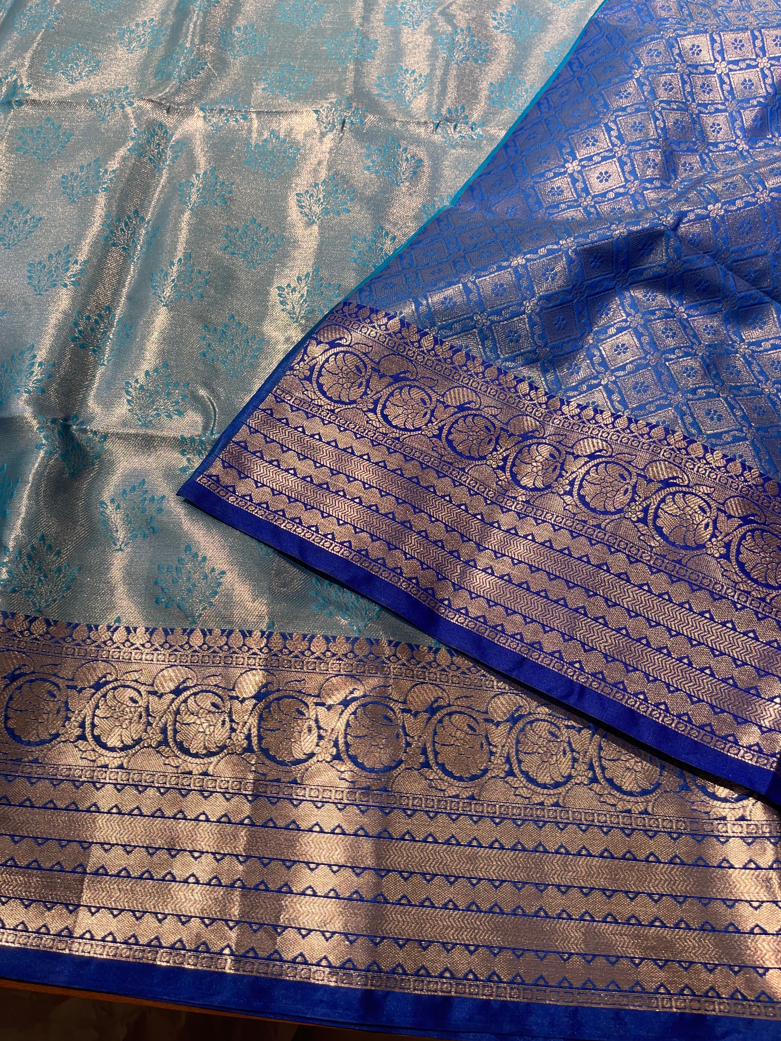 KORA BANARASI SAREE-KB08