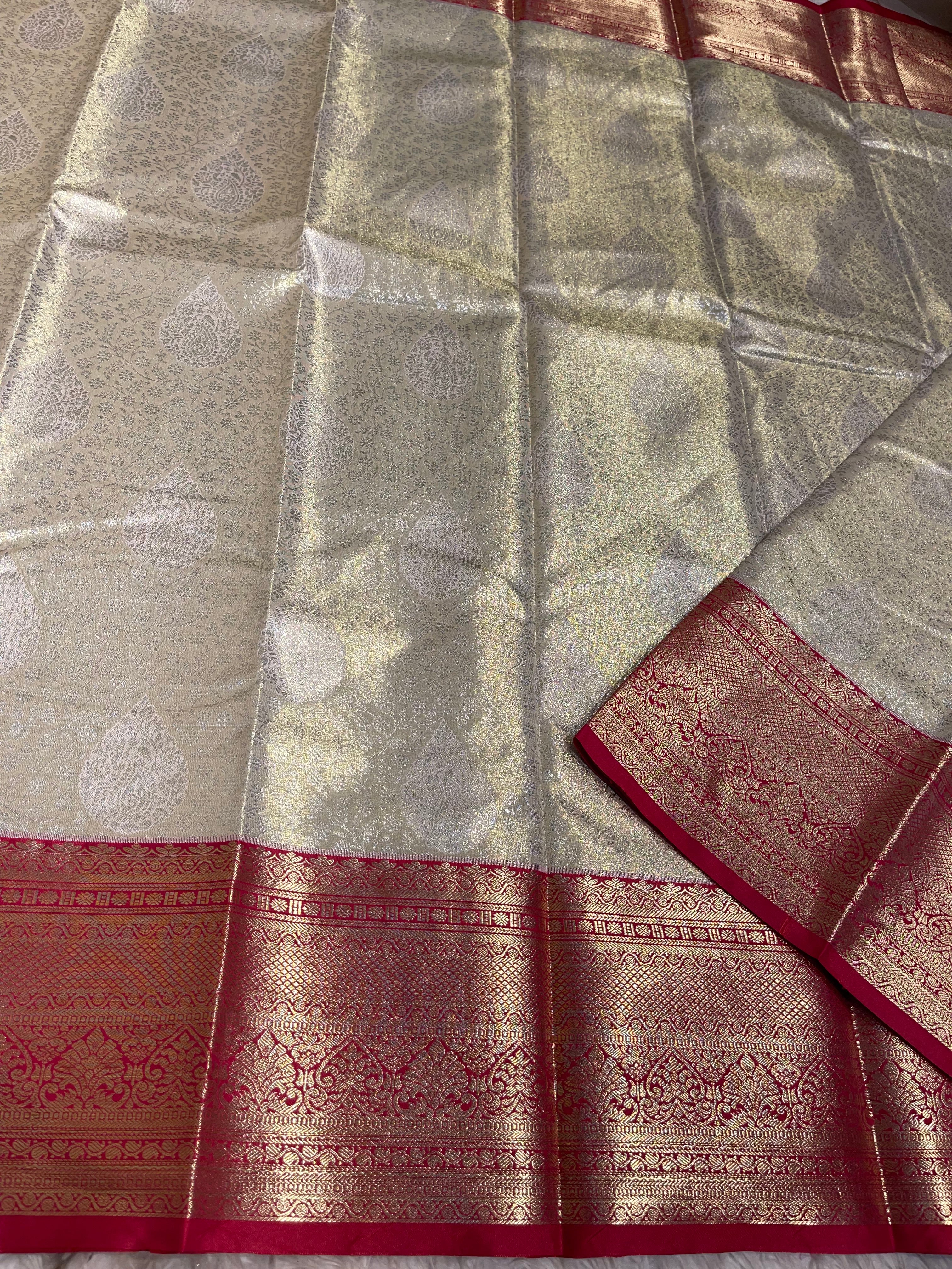 SWAYAMVARAM-HALFWHITE WITH RED SAREE