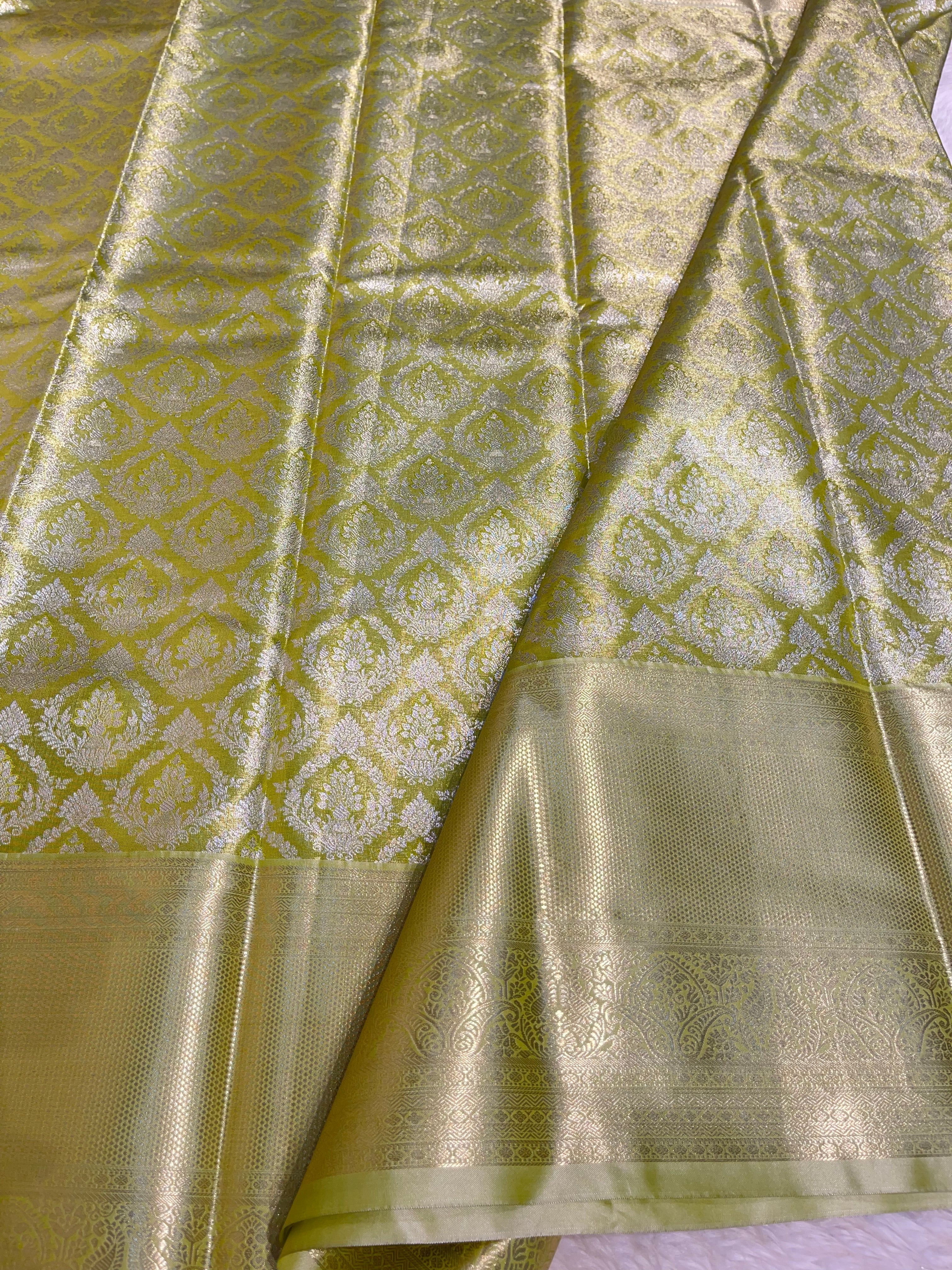 SWAYAMVARAM-GREEN DUAL TONE SAREE