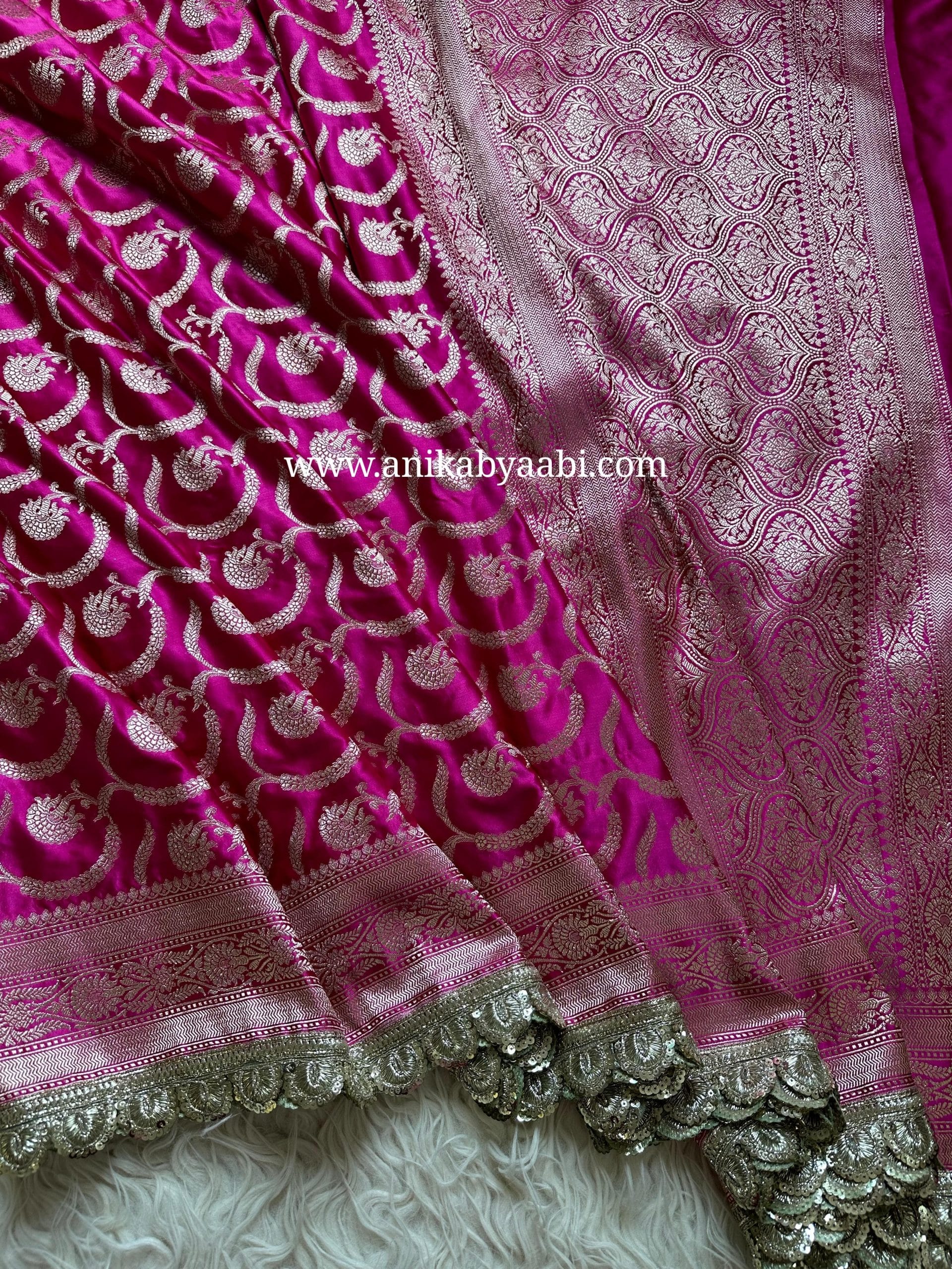MUSHRO LACE-RANI PINK SAREE
