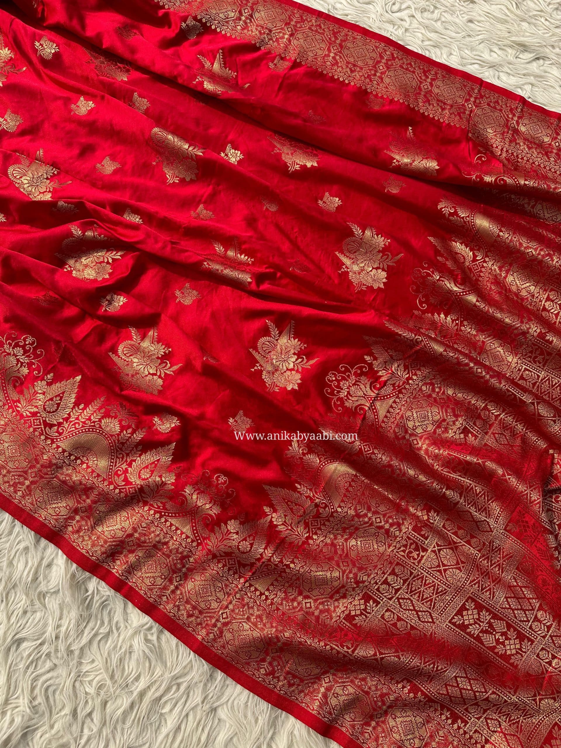SATIN MUSHRO SAREE-RED