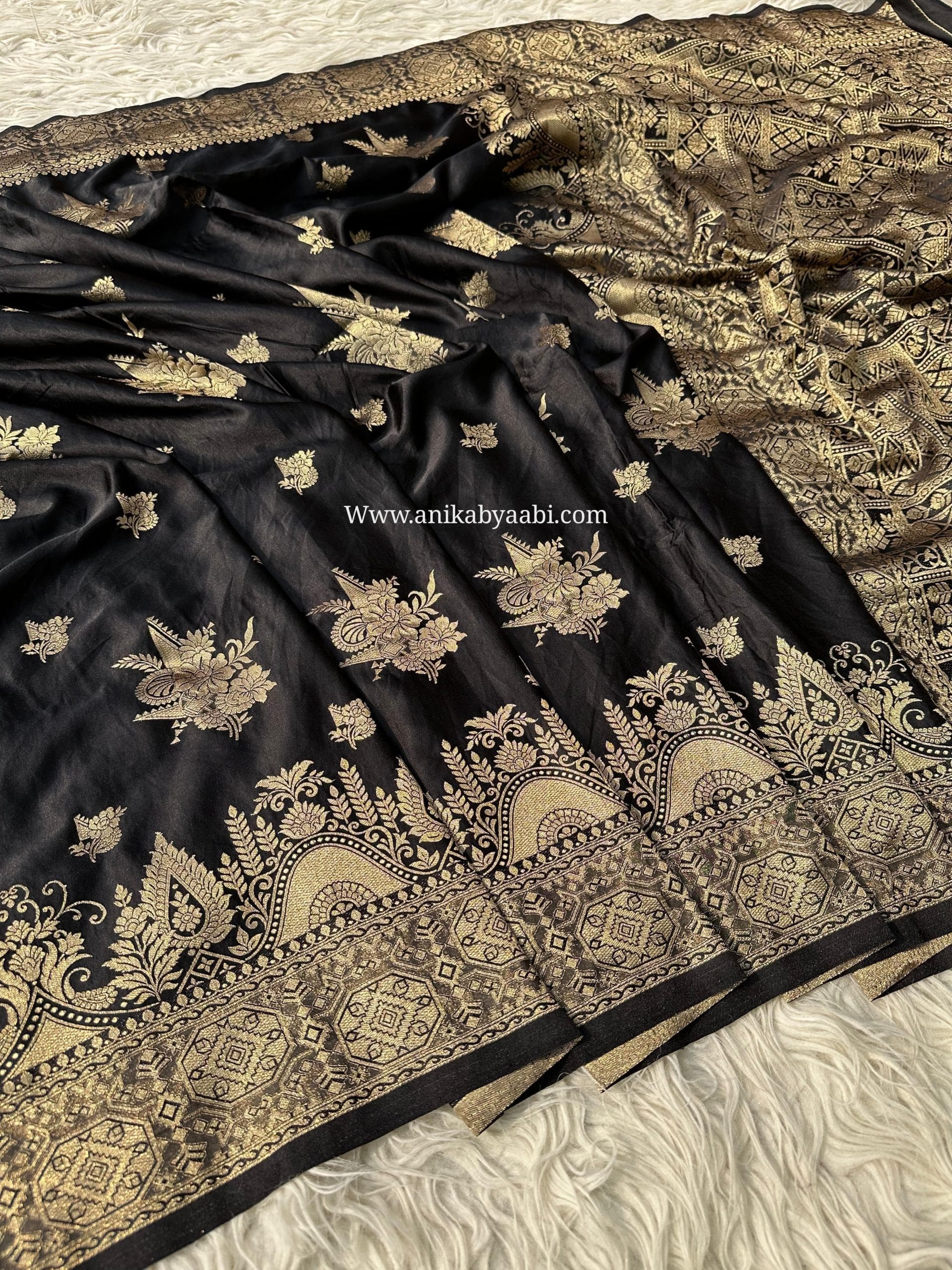 SATIN MUSHRO SAREE-BLACK