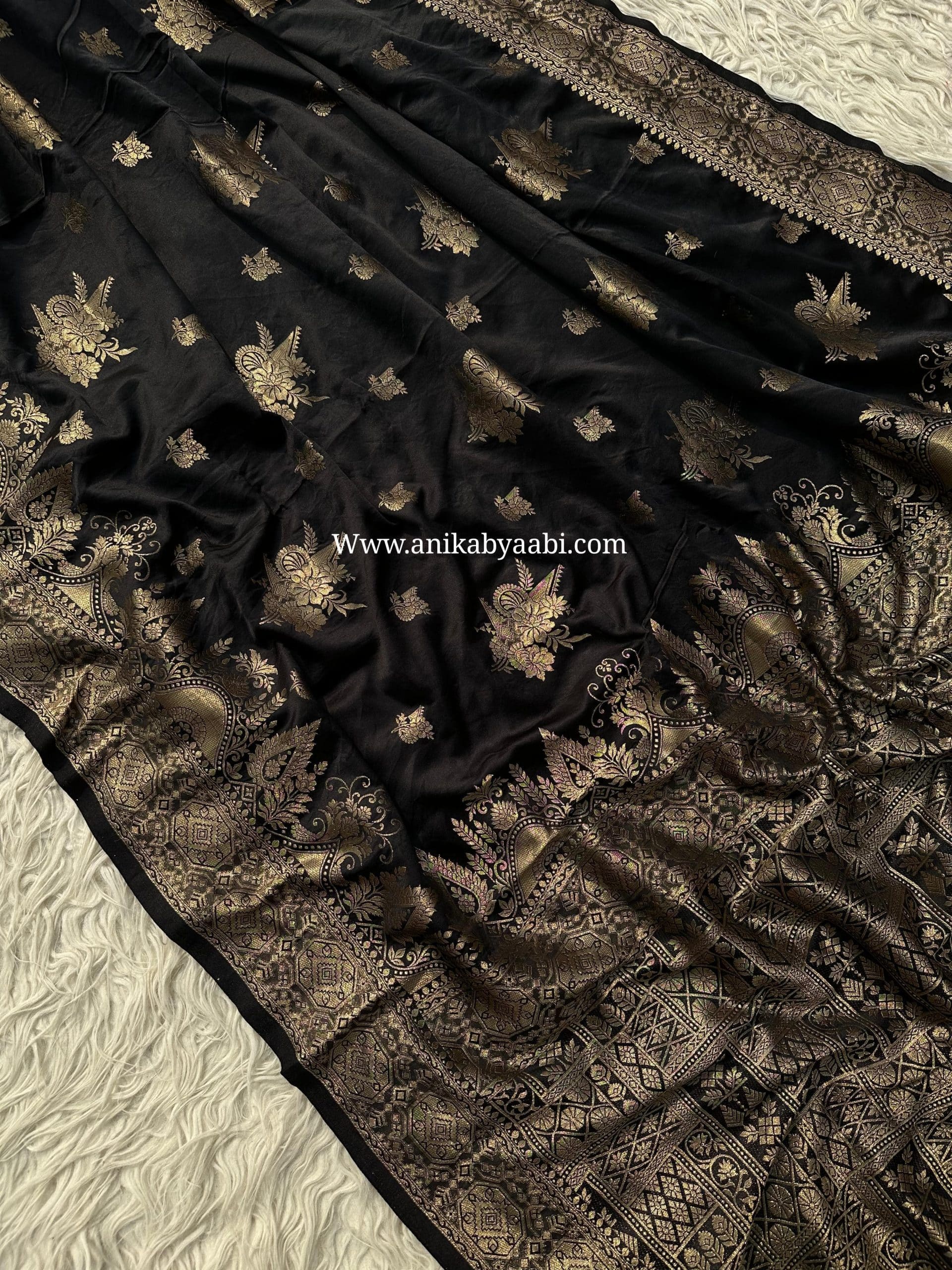 SATIN MUSHRO SAREE-BLACK