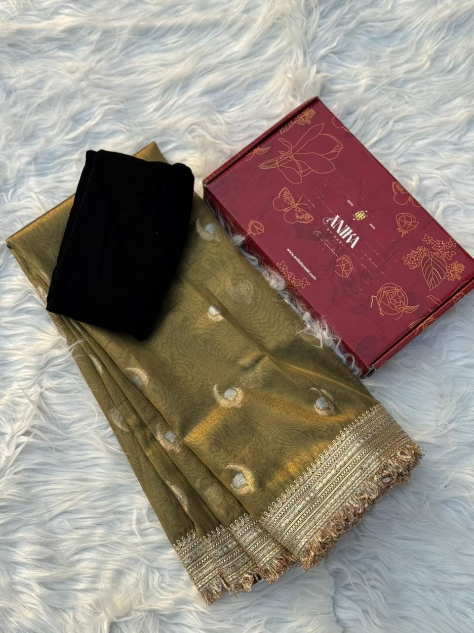Luxe2-gold saree