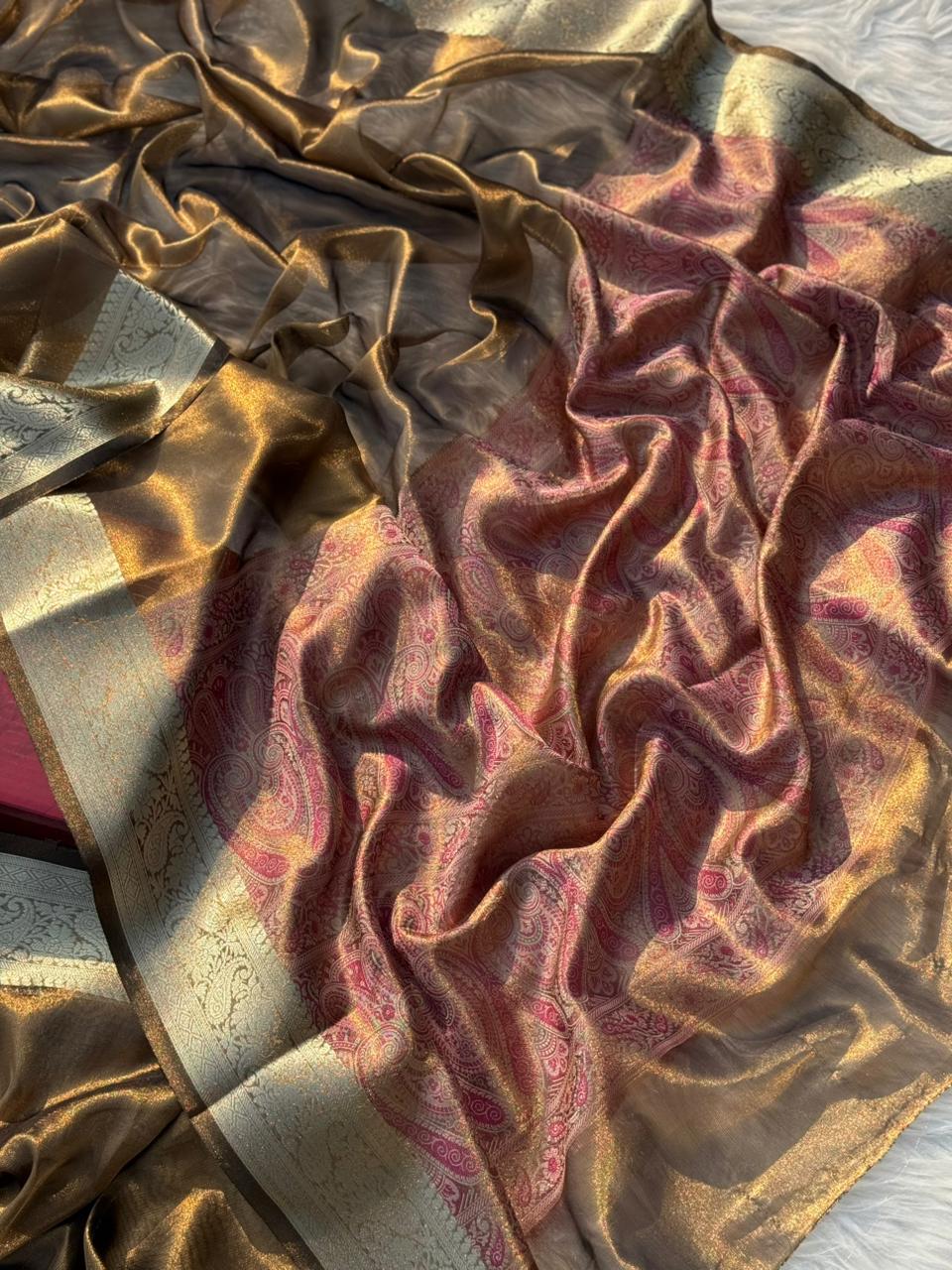 Anika's Bronze Tissue Silk Saree-BTS18