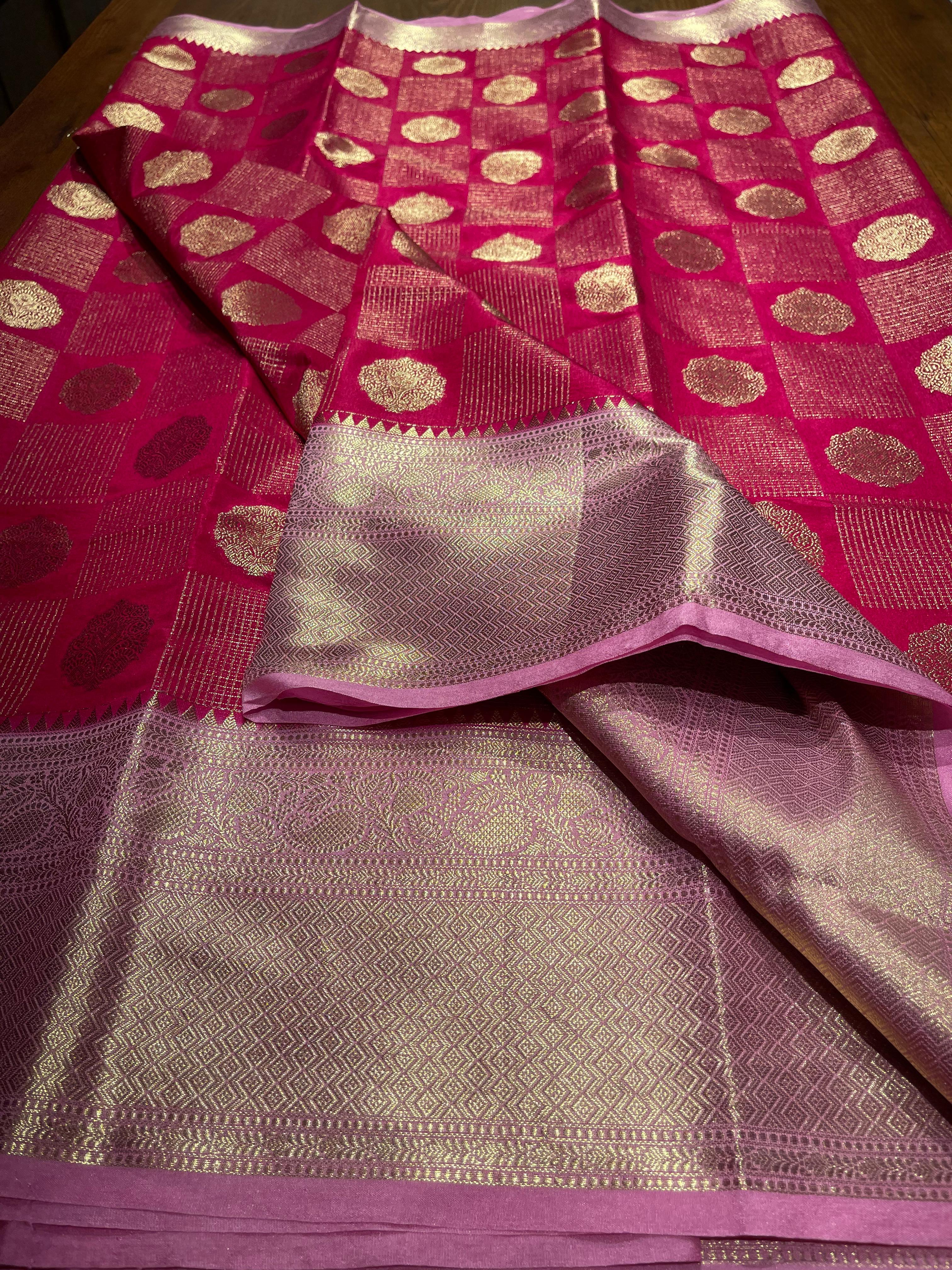 ROOPA- ANIKA'S BANARASI SEMI SILKS AR01