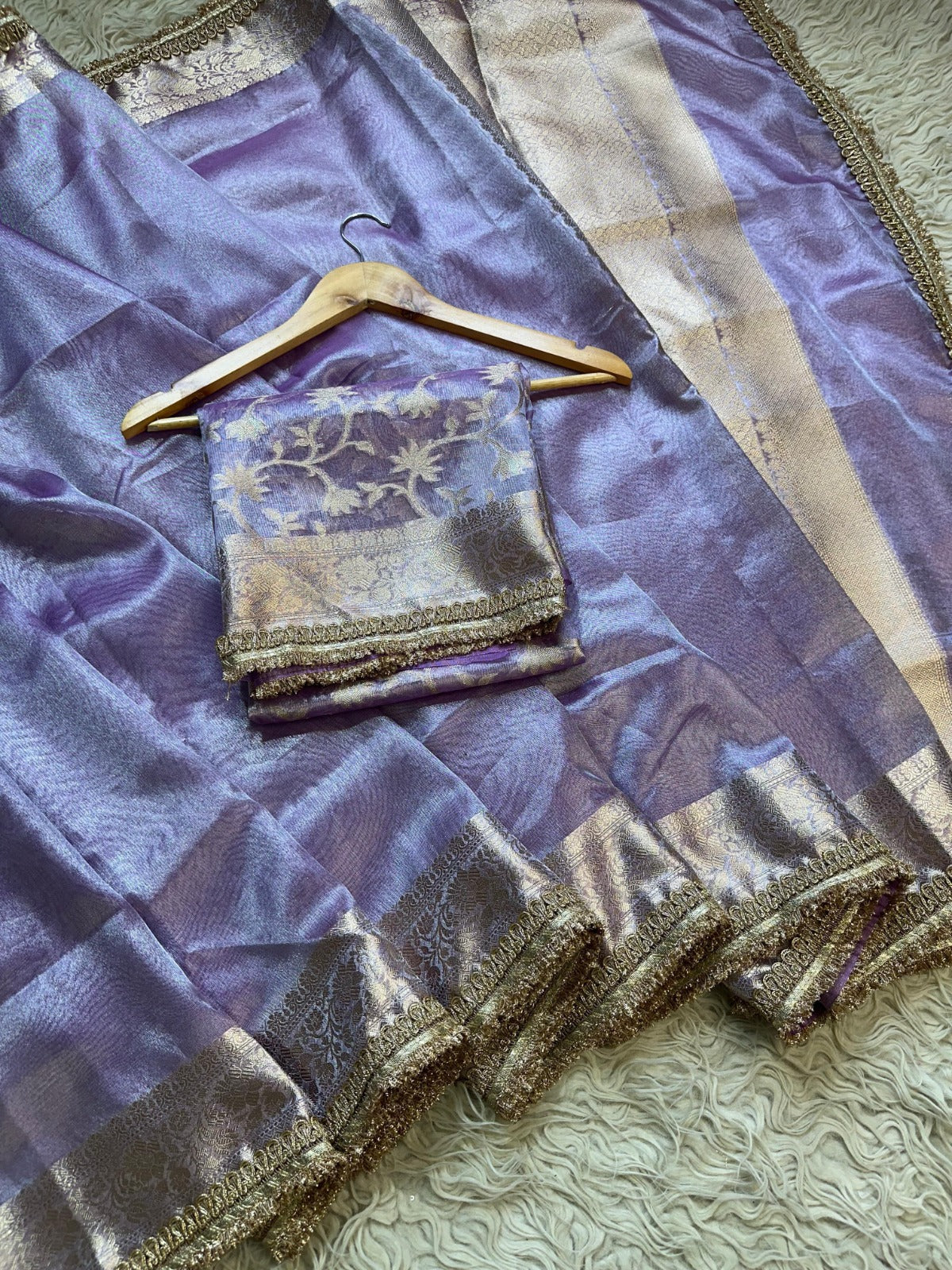 ANIKA'S BANARASI  SAREE-LILAC